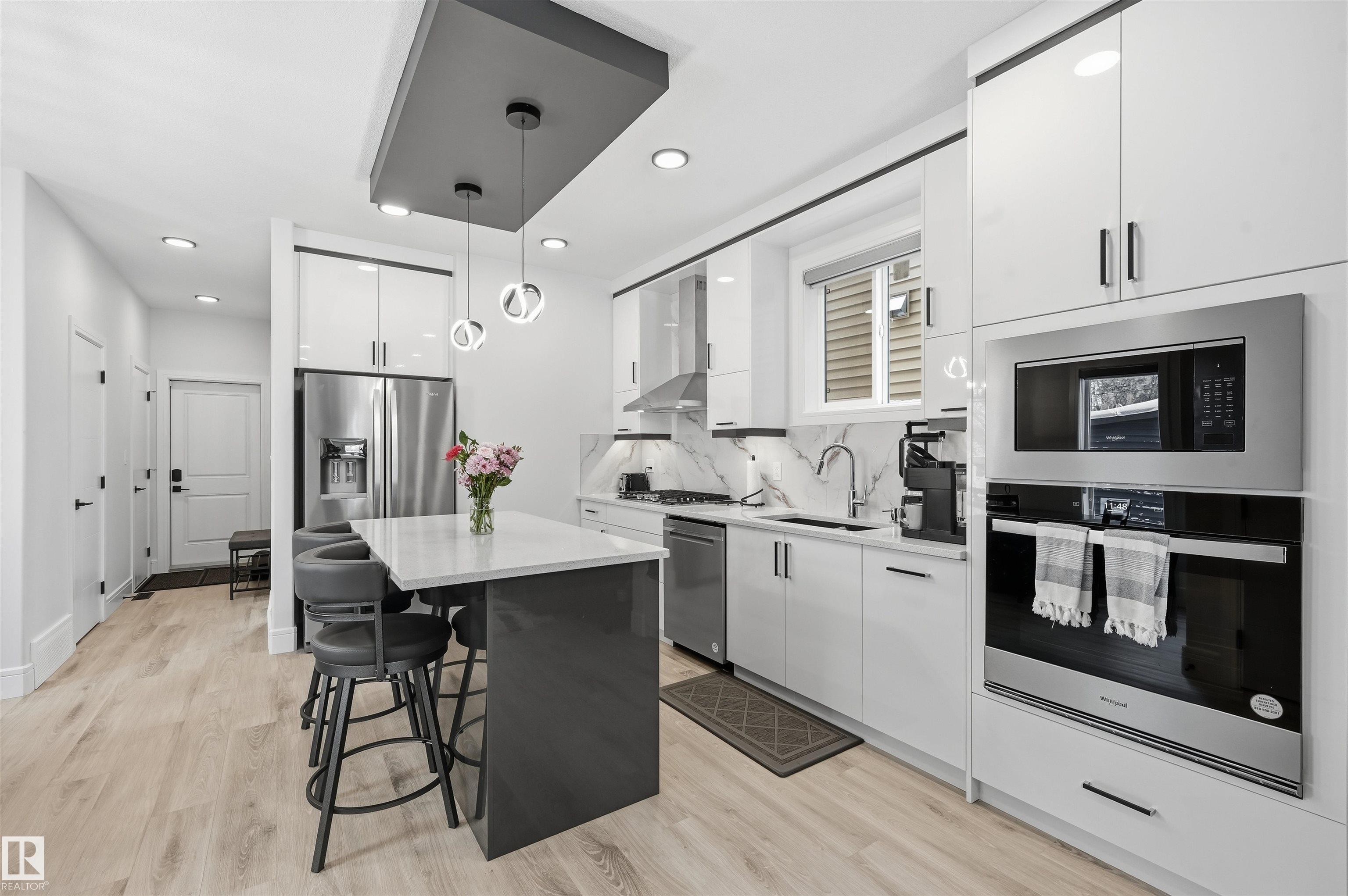 Photo 9 at 10909 151 Street NW, High Park, Edmonton