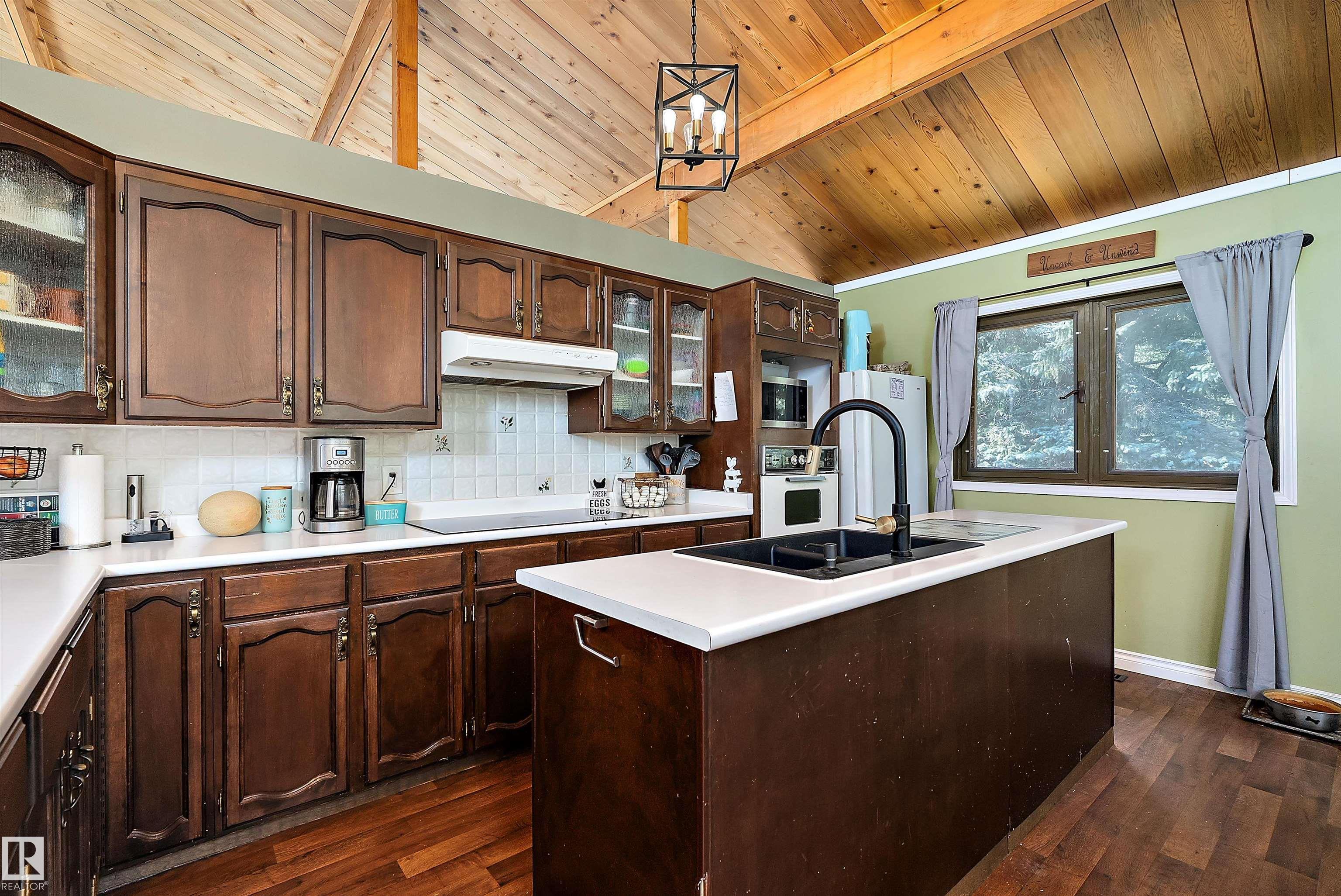 Photo 11 at 11 - 53103 Rge Road 14, Hubbles Lake, Rural Parkland County