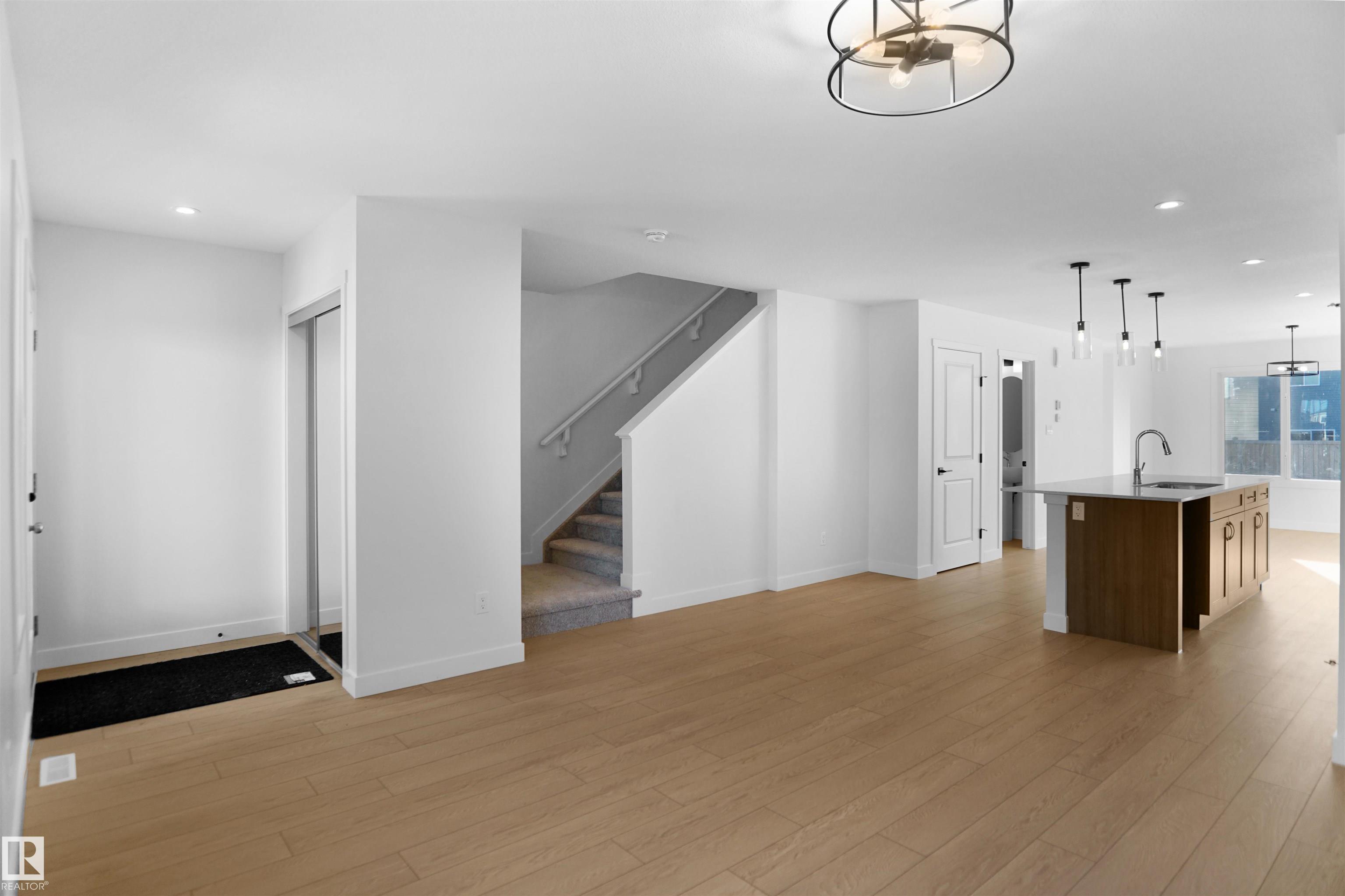 261 Falcon Crescent, None, Leduc