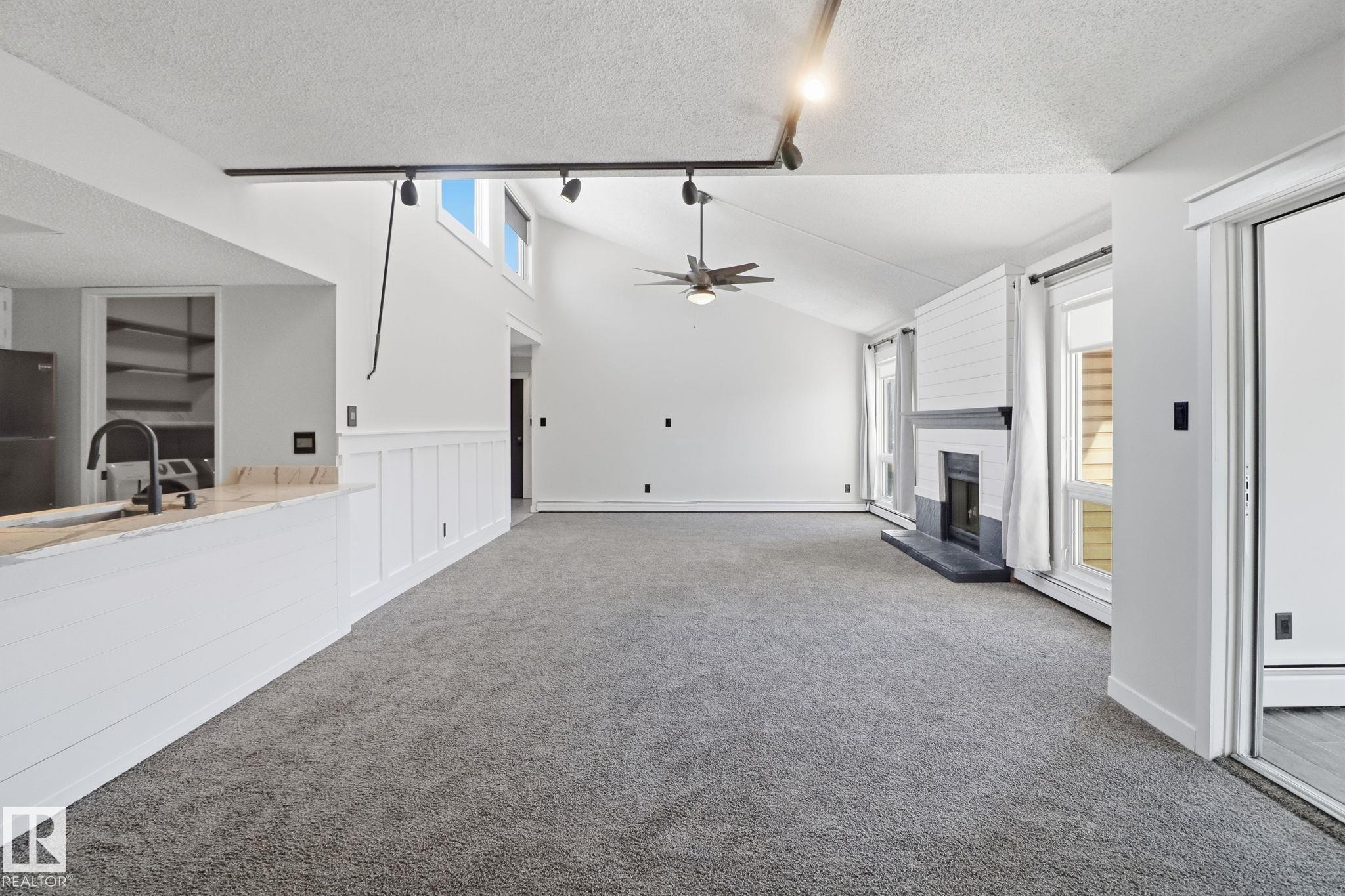 https://zimg.paragon.ice.com/ParagonImages/Property/PM/RAE/225387271/15/0/0/c2d5d89e7f618d62c122ce7b98ad2995/1/64549fb744b550748723bb00461b118e/225387271-9bbb9080-8c17-43bb-aebb-c6d6c4aaef03.JPG