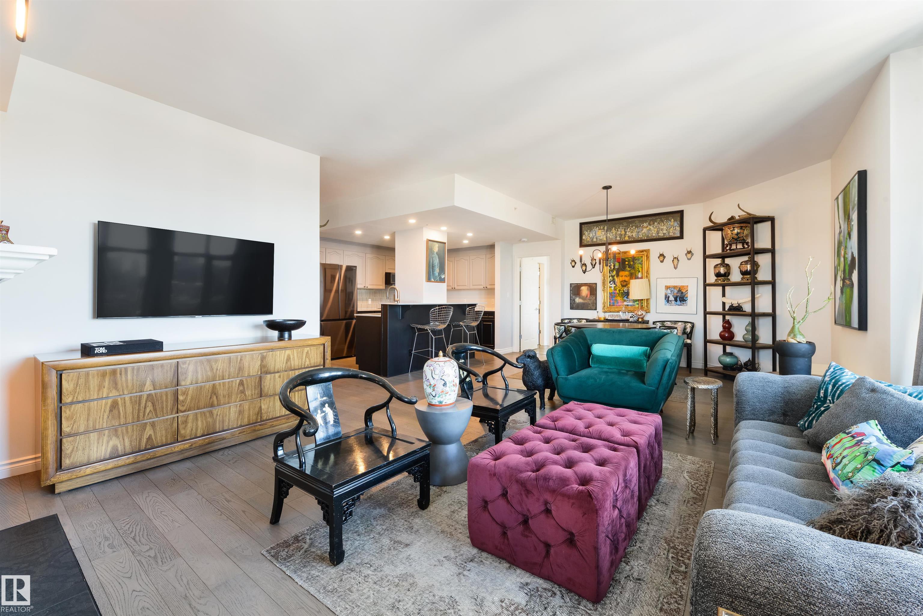 Picture for #1107 9020 JASPER AV NW