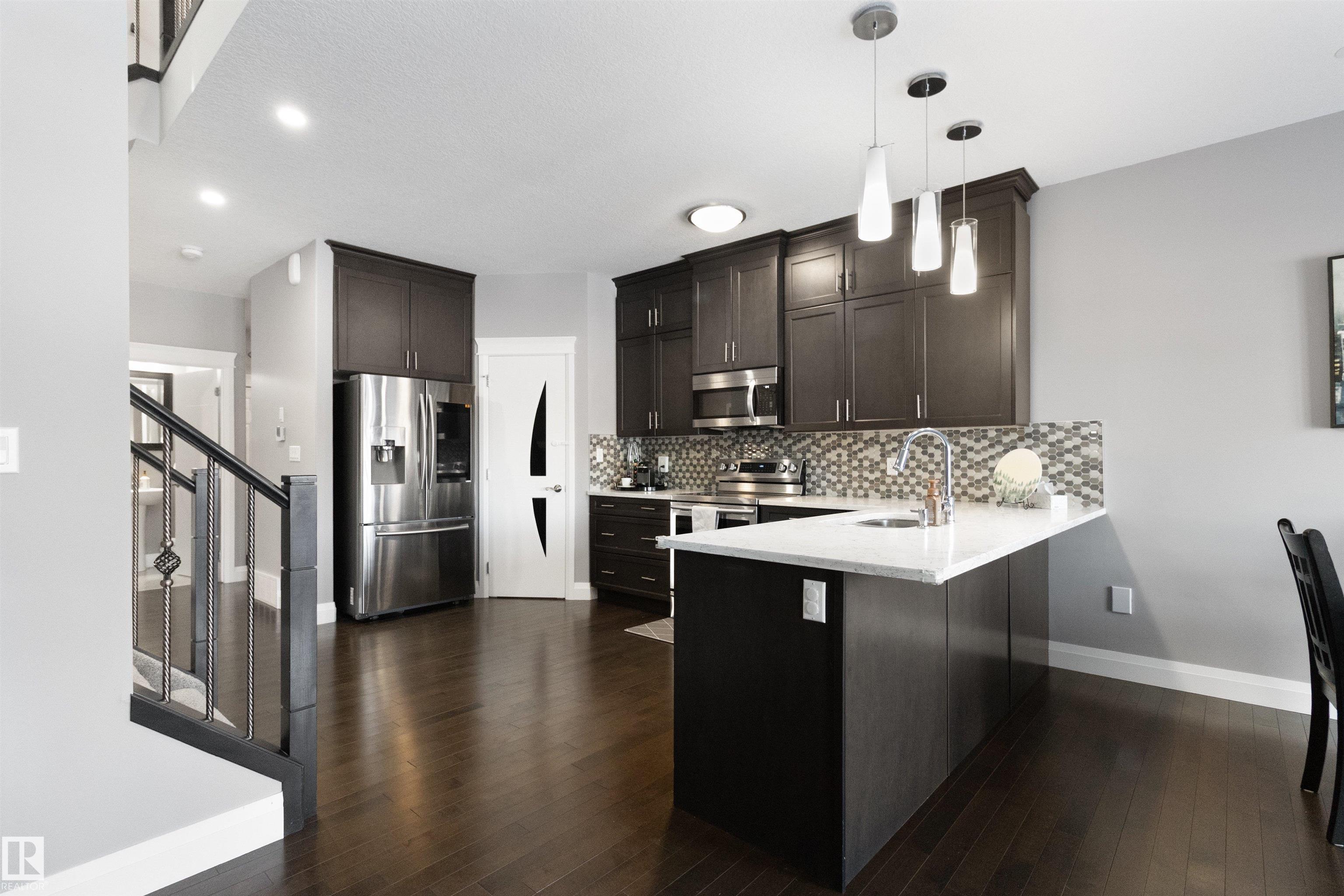 Photo 6 at 56 Durrand Bend, South Pointe, Fort Saskatchewan