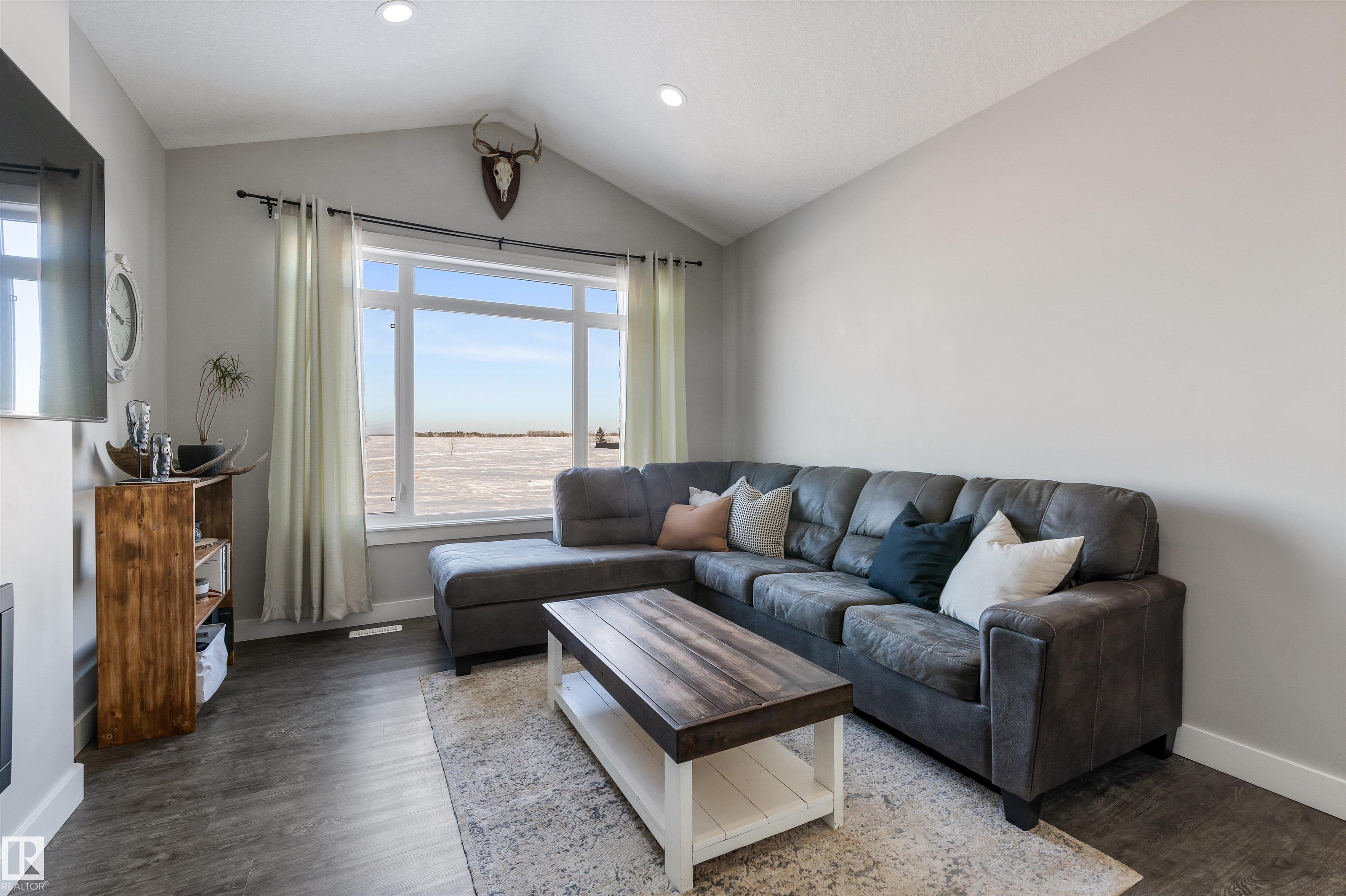 Photo 16 at 10613 96 Street, Morinville