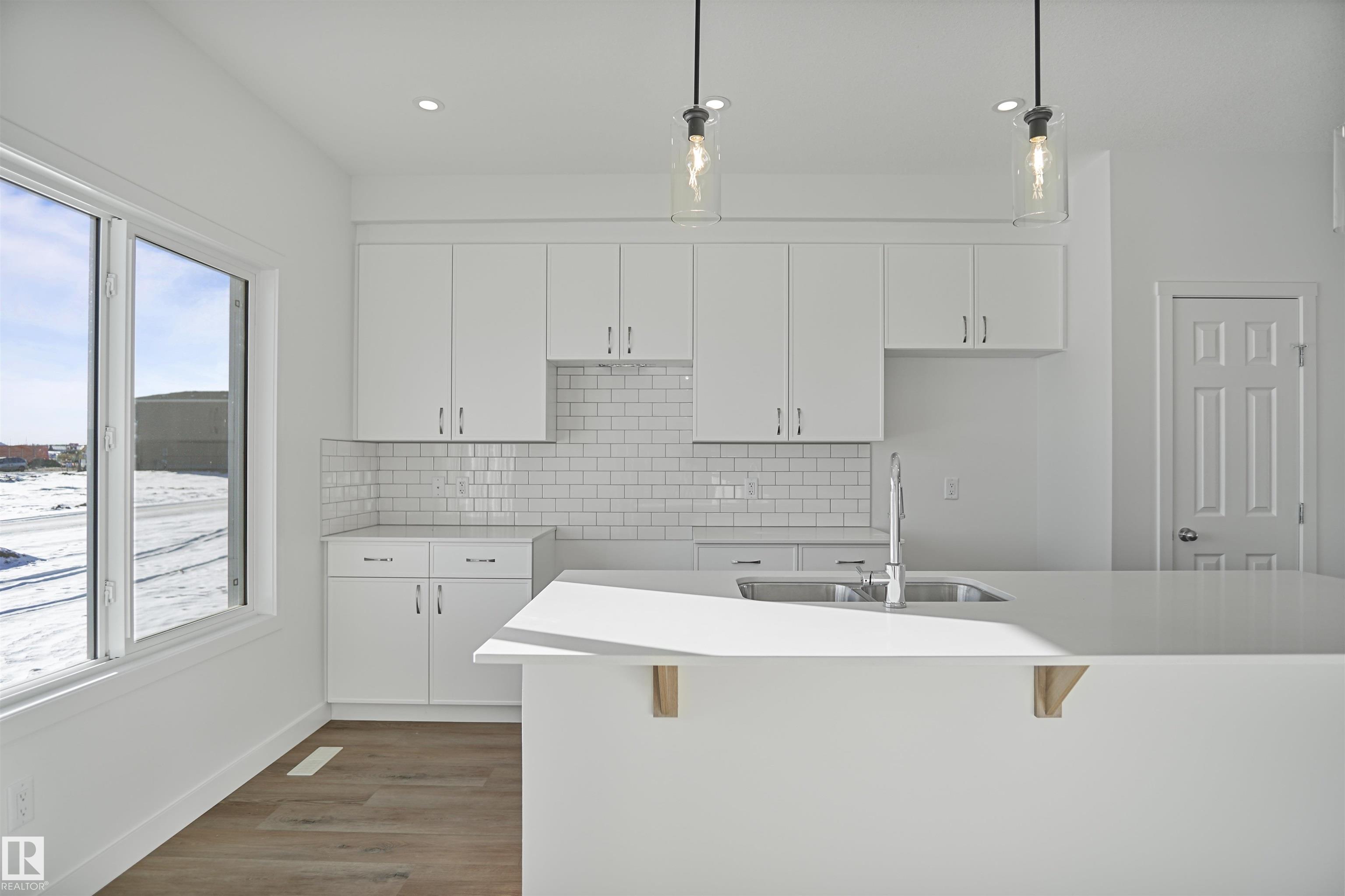 Photo 11 at 1220 Mcleod Avenue, Easton, Spruce Grove