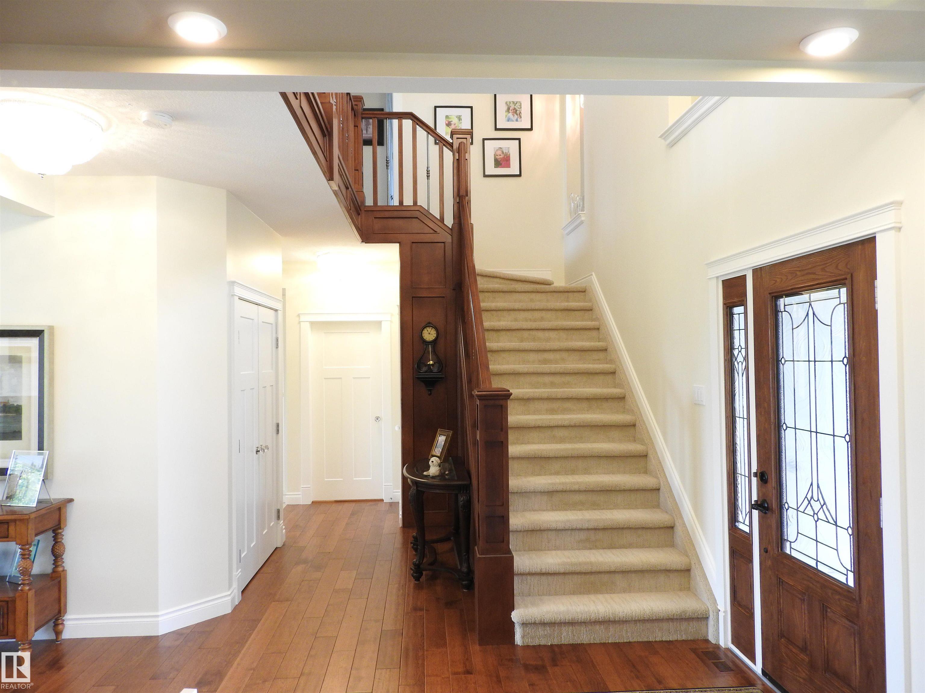 1111 Hainstock Green SW, Hays Ridge Area, Edmonton