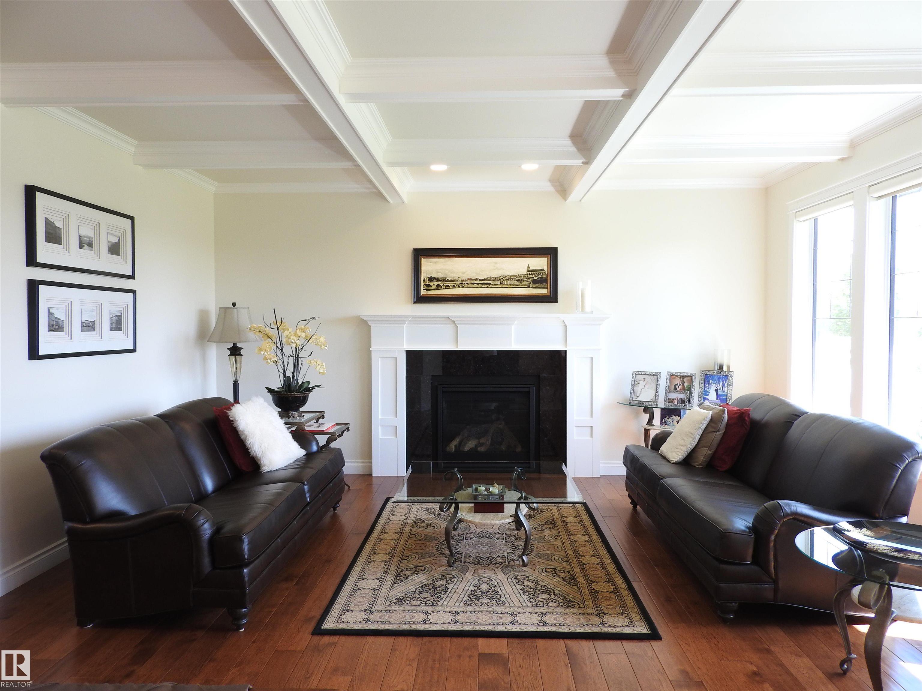 Photo 8 at 1111 Hainstock Green SW, Hays Ridge Area, Edmonton