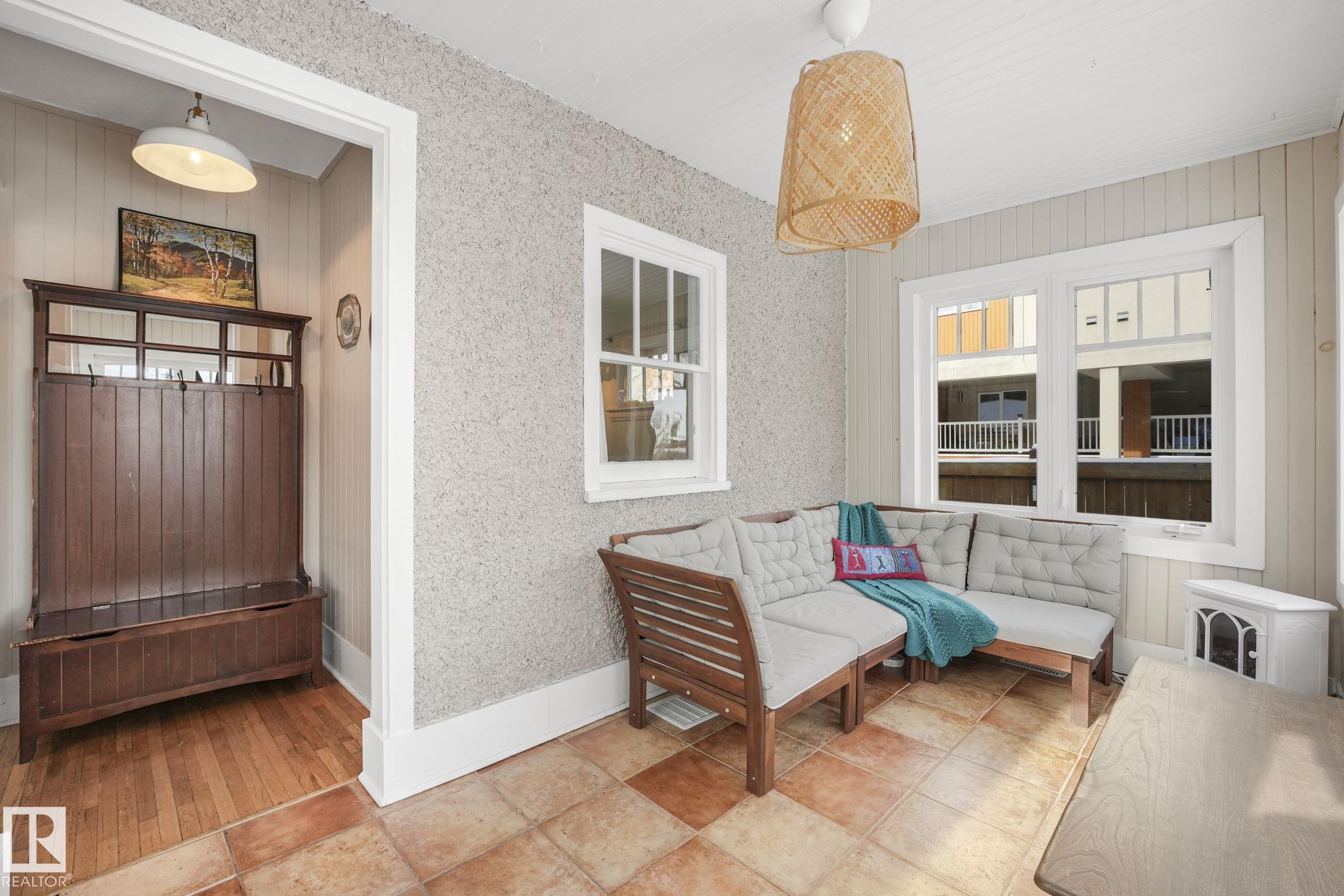 Picture for 11036 125 ST NW