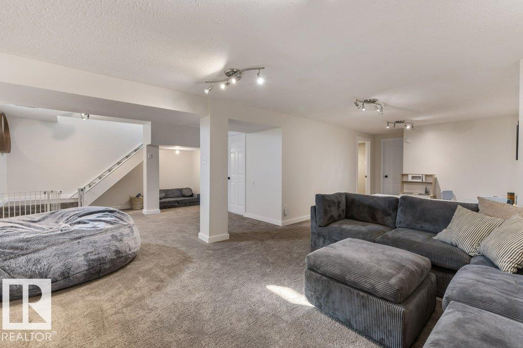 Photo 30 at 3502 41 Street, Caledonia, Leduc