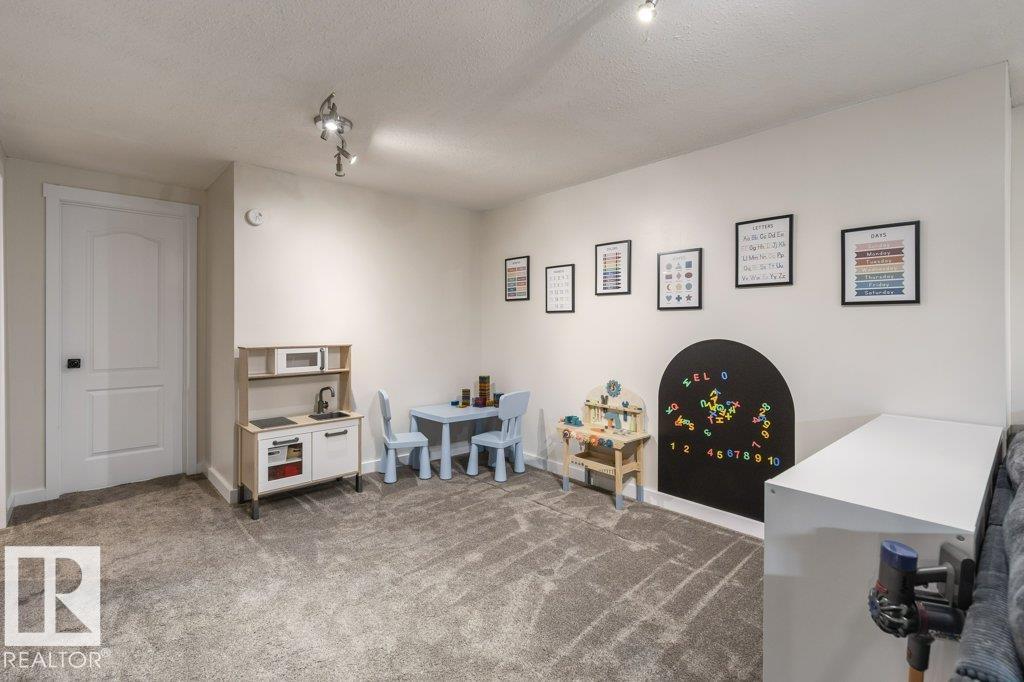 Photo 32 at 3502 41 Street, Caledonia, Leduc