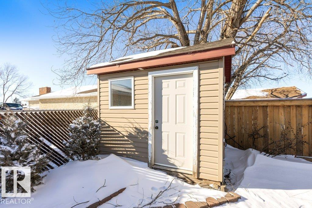 Photo 46 at 3502 41 Street, Caledonia, Leduc