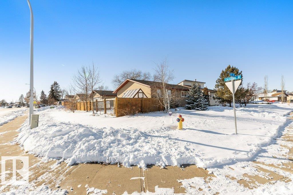 Photo 49 at 3502 41 Street, Caledonia, Leduc