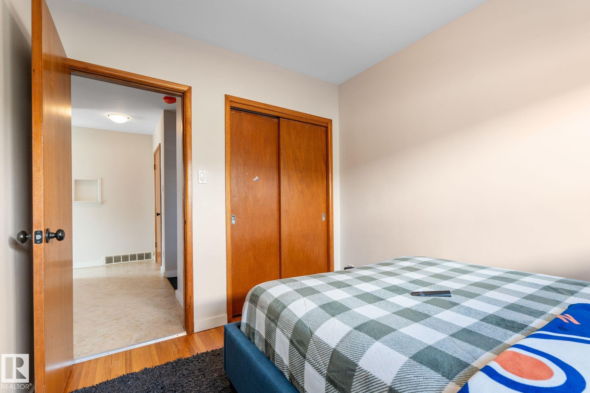 Photo 28 at 9847 79 Street NW, Forest Heights, Edmonton