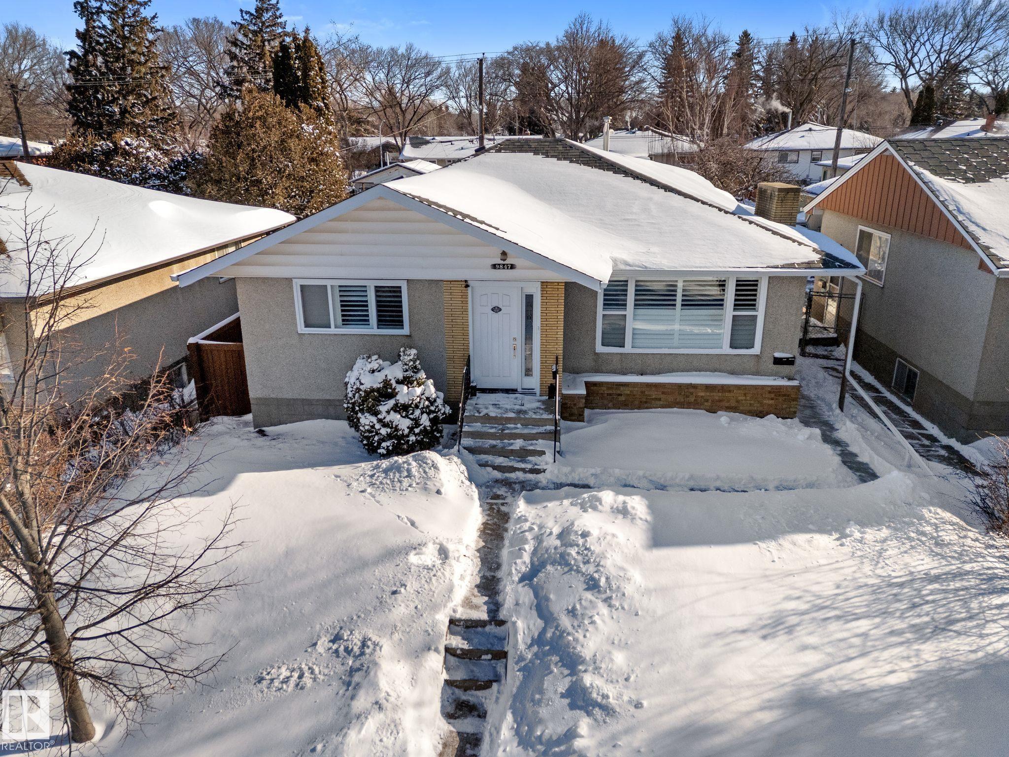 Photo 4 at 9847 79 Street NW, Forest Heights, Edmonton