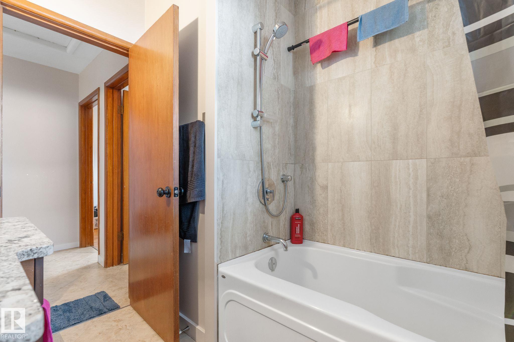 Photo 33 at 9847 79 Street NW, Forest Heights, Edmonton