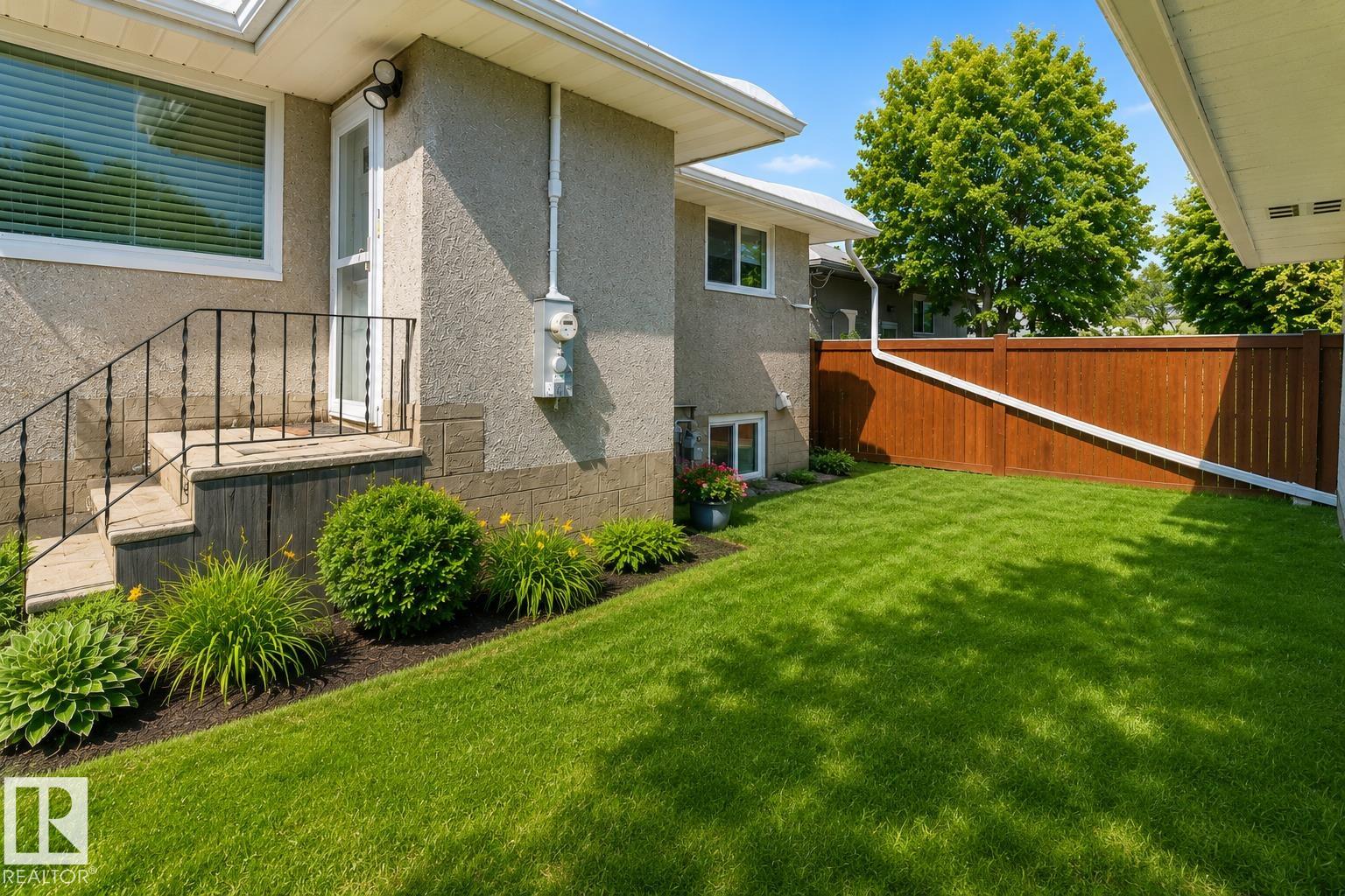 https://zimg.paragon.ice.com/ParagonImages/Property/PM/RAE/225387405/46/0/0/db4ef438a2ec08938a16c1fa4b55afe6/1/7e69681f3431bffbb2bc57656dfef291/225387405-7b9db41c-4814-4426-925b-8ba83f31f98c.JPG