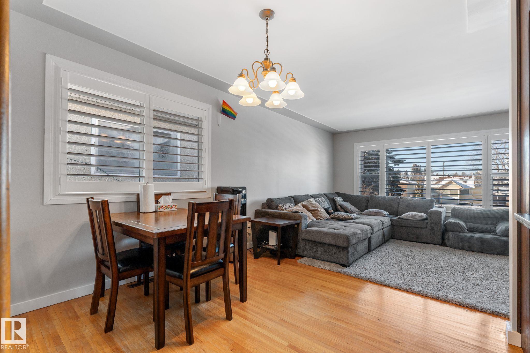 https://zimg.paragon.ice.com/ParagonImages/Property/PM/RAE/225387405/9/0/0/e575a83086028599e395c53158ca0230/1/7e69681f3431bffbb2bc57656dfef291/225387405-99e7531c-e967-429f-ac69-05a5152f610a.JPG