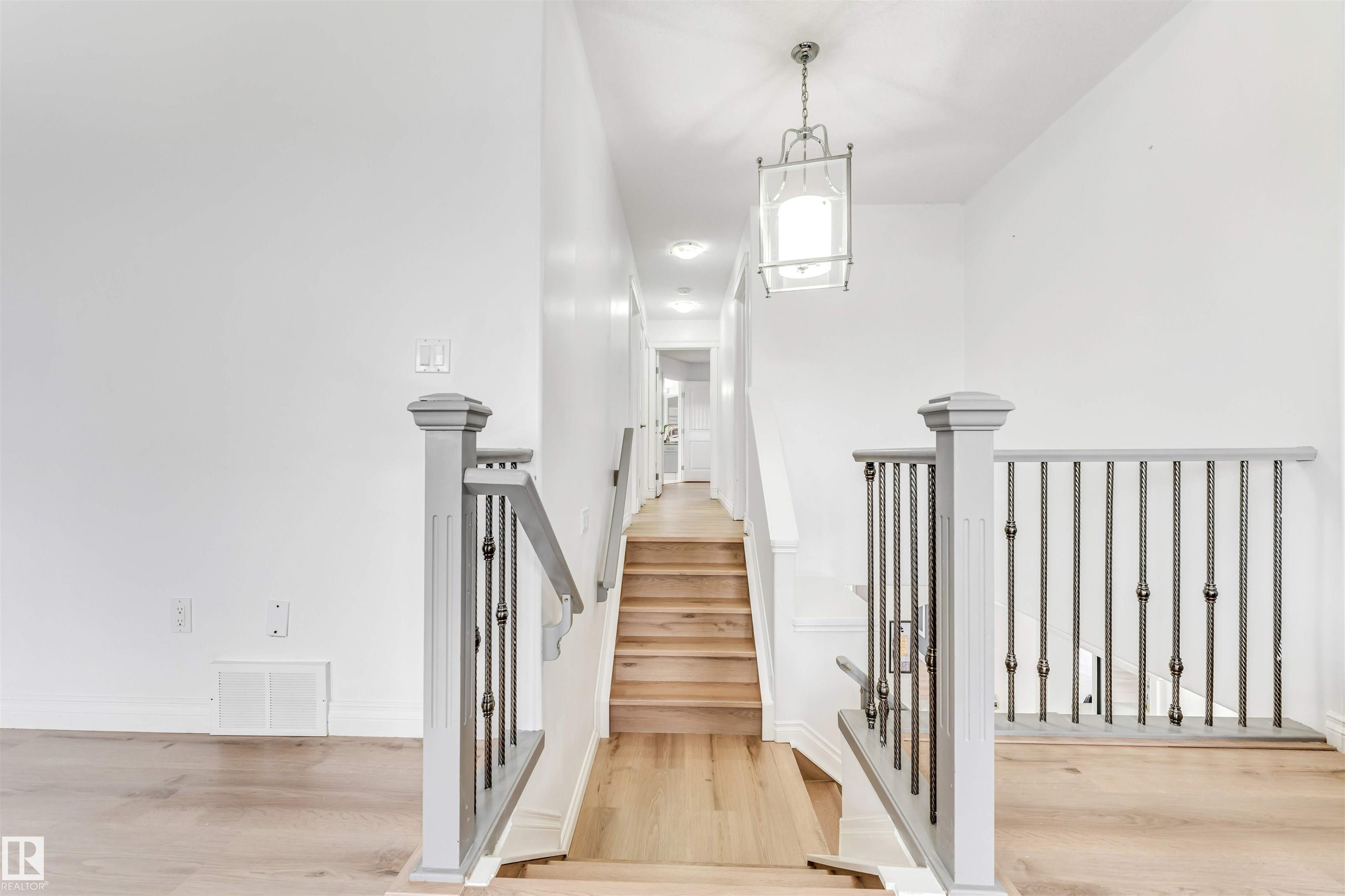 Photo 20 at 3319 18 Street NW, Silver Berry, Edmonton