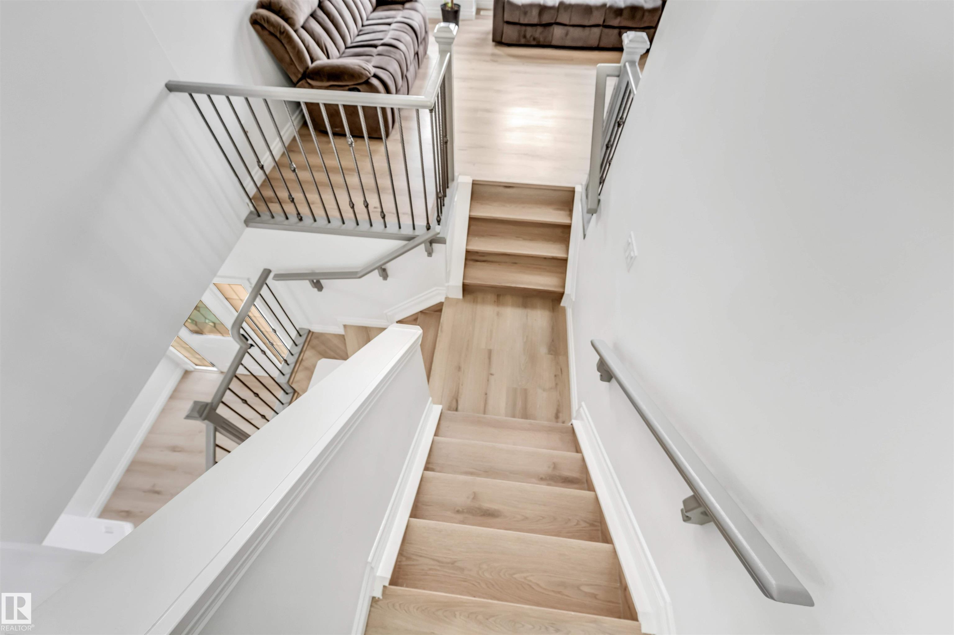 Photo 22 at 3319 18 Street NW, Silver Berry, Edmonton