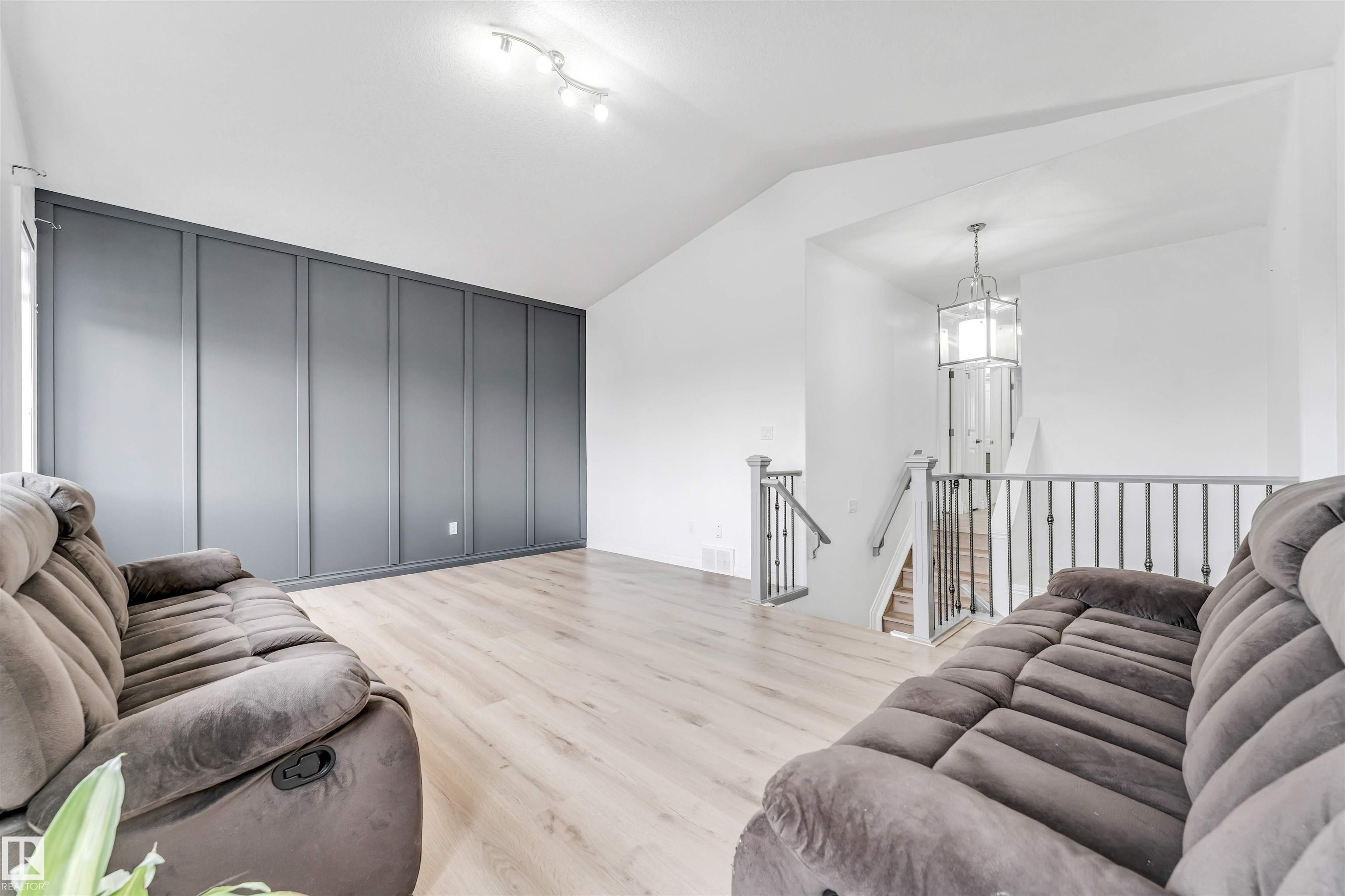 Photo 23 at 3319 18 Street NW, Silver Berry, Edmonton