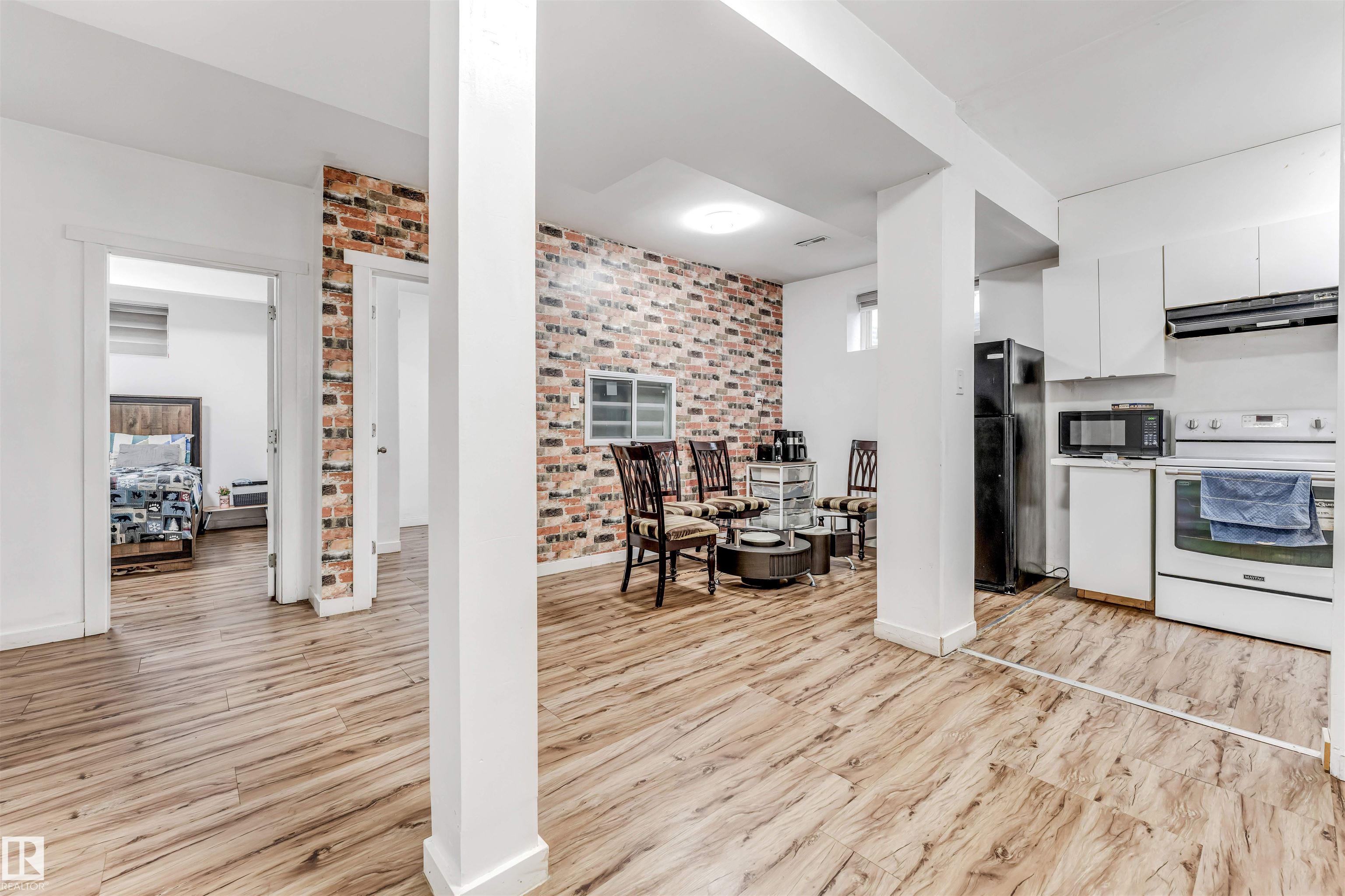 Photo 39 at 3319 18 Street NW, Silver Berry, Edmonton