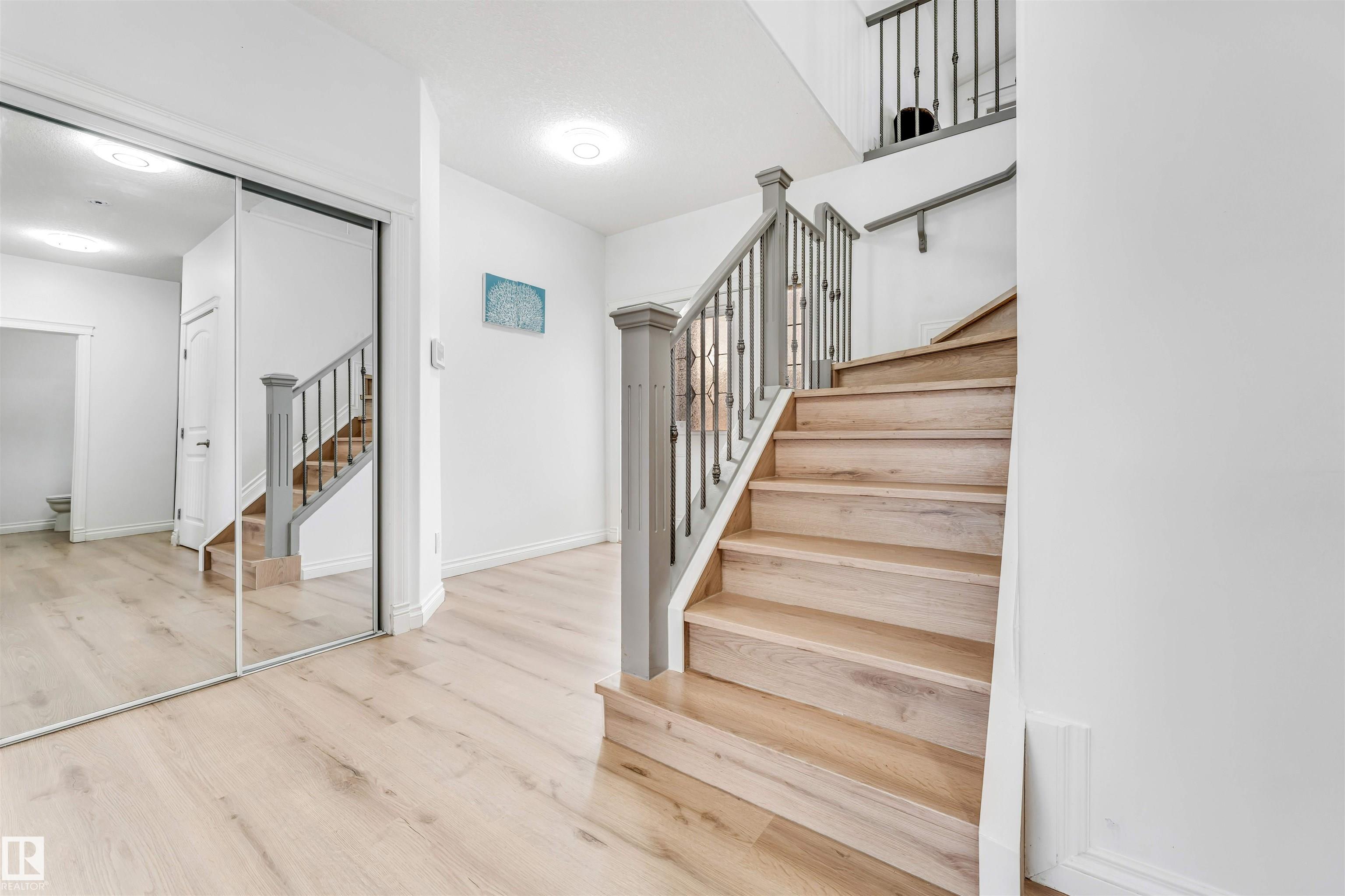 Photo 7 at 3319 18 Street NW, Silver Berry, Edmonton