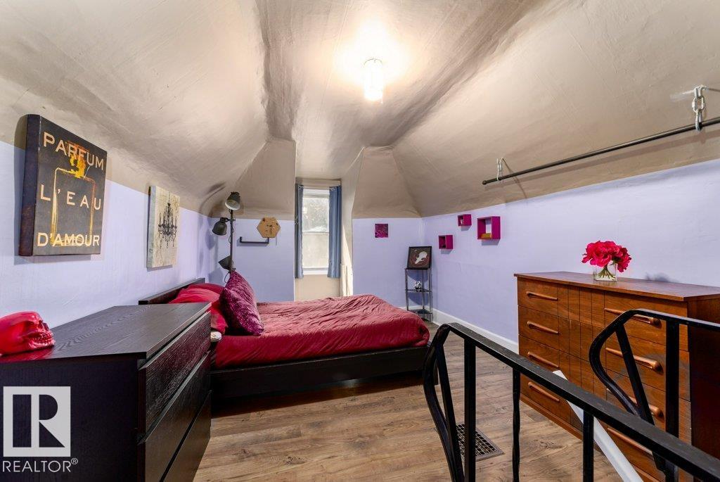 Photo 14 at 10933 93 Street NW, Mccauley, Edmonton