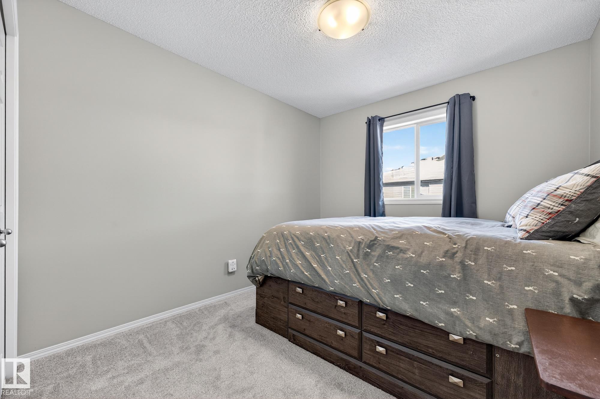 https://zimg.paragon.ice.com/ParagonImages/Property/PM/RAE/225387430/42/0/0/c8c1052f366a76a90d81afce67edde81/1/55d1d7900979b90c10d34227ed8c347c/225387430-e5c583d0-531c-4346-b7a4-9fd21b055652.JPG