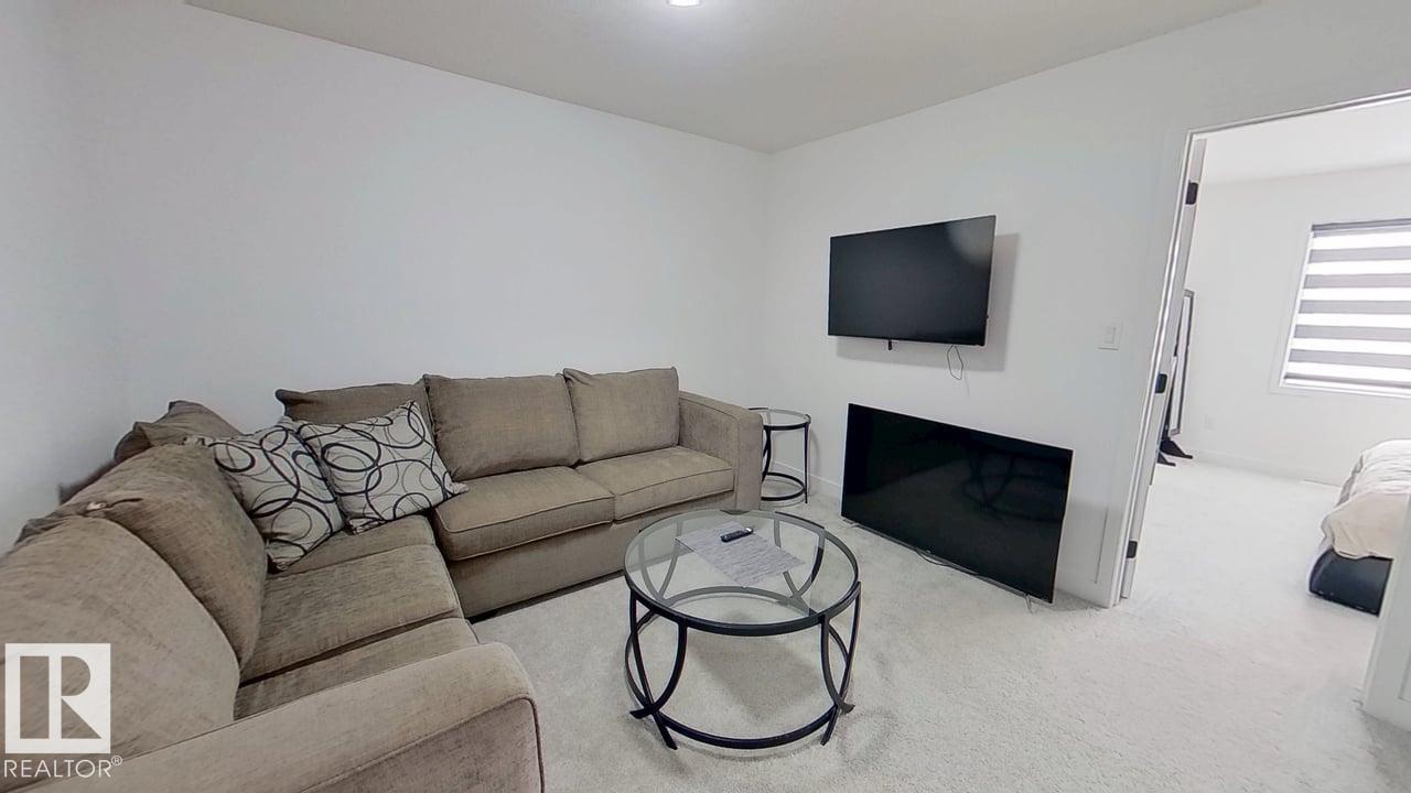 https://zimg.paragon.ice.com/ParagonImages/Property/PM/RAE/225387432/13/0/0/8698539eb2d062472e15252ccf85e81f/1/bb34565635cc6756b0e7d4302749ac41/225387432-9e275544-1580-46d3-8db7-5f7e0d0a46b2.JPG