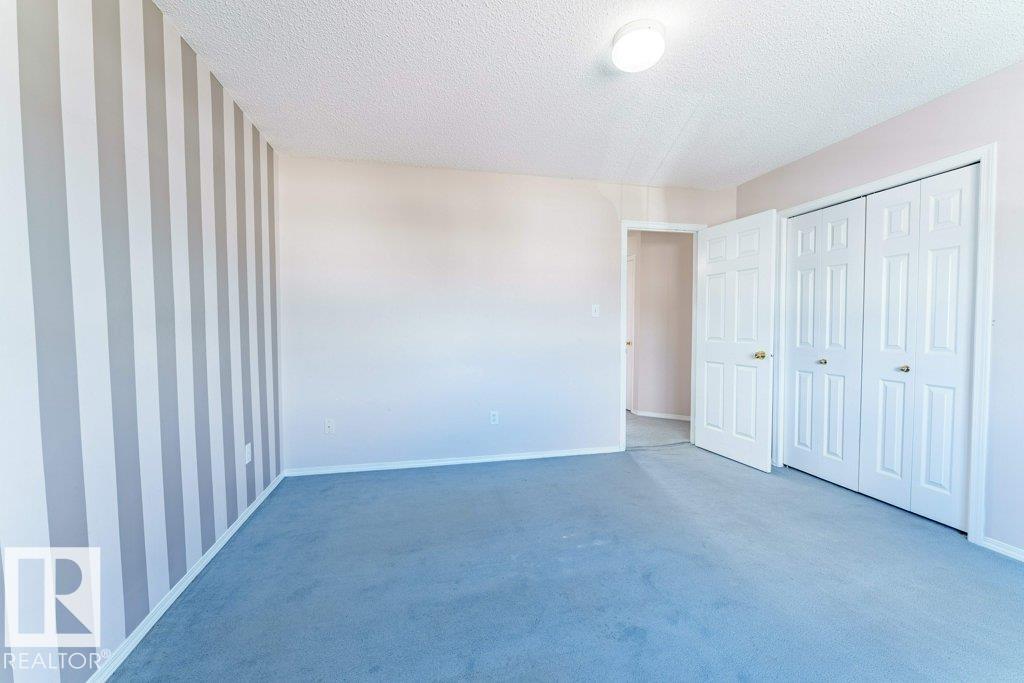 https://zimg.paragon.ice.com/ParagonImages/Property/PM/RAE/225387437/20/0/0/5f054dd7a8d80a78af94ff43287c1a84/1/d8eb2ebbdcaefd8e2f7982f199db85e3/225387437-d2d4e4b5-3865-4b64-a070-a2d506bb2a44.JPG