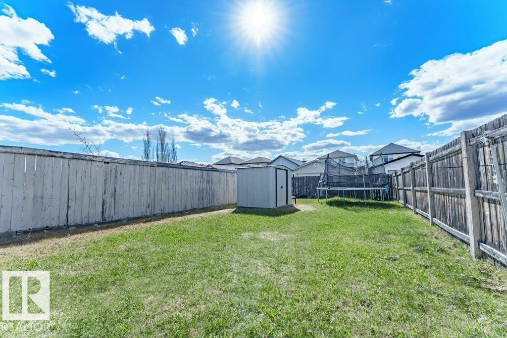 https://zimg.paragon.ice.com/ParagonImages/Property/PM/RAE/225387437/33/0/0/f18081de4f2b0fdcd60352150d9f6bfa/1/d8eb2ebbdcaefd8e2f7982f199db85e3/225387437-cc98d98d-c537-46ce-b185-faa9839993fc.JPG