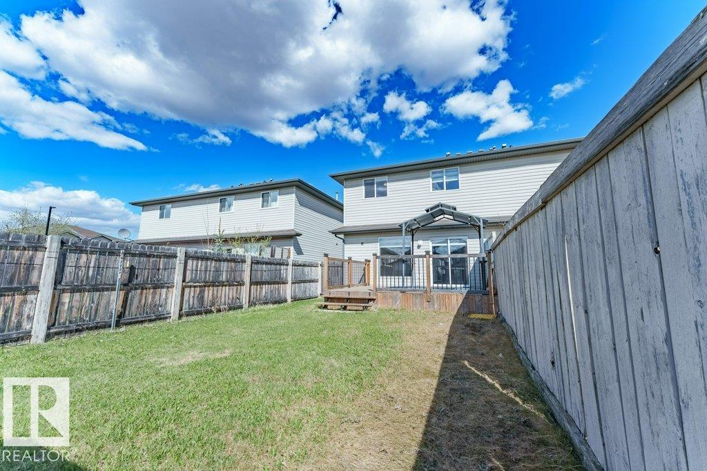 https://zimg.paragon.ice.com/ParagonImages/Property/PM/RAE/225387437/34/0/0/f739255018ec33cfce87d2937d418a80/1/d8eb2ebbdcaefd8e2f7982f199db85e3/225387437-127f252e-49e4-4079-9ae8-c6ab646d6d0d.JPG