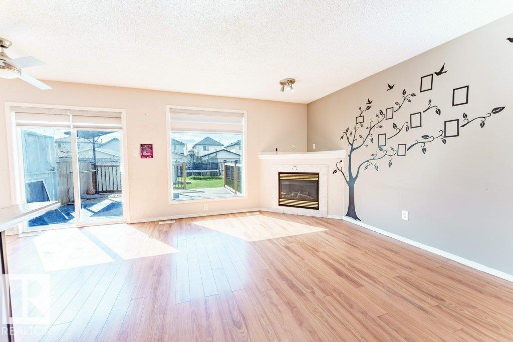 https://zimg.paragon.ice.com/ParagonImages/Property/PM/RAE/225387437/6/0/0/9684850a053e30210afda9f55519d19c/1/d8eb2ebbdcaefd8e2f7982f199db85e3/225387437-5197972e-49cc-47f3-96d4-7b3c284464f2.JPG