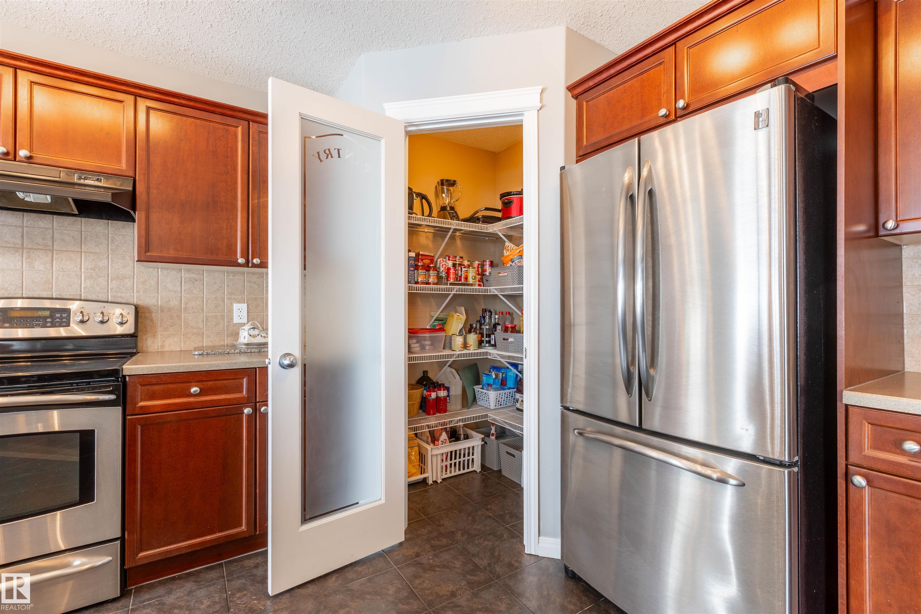 Photo 17 at 9508 107 Avenue, The Lakes, Morinville