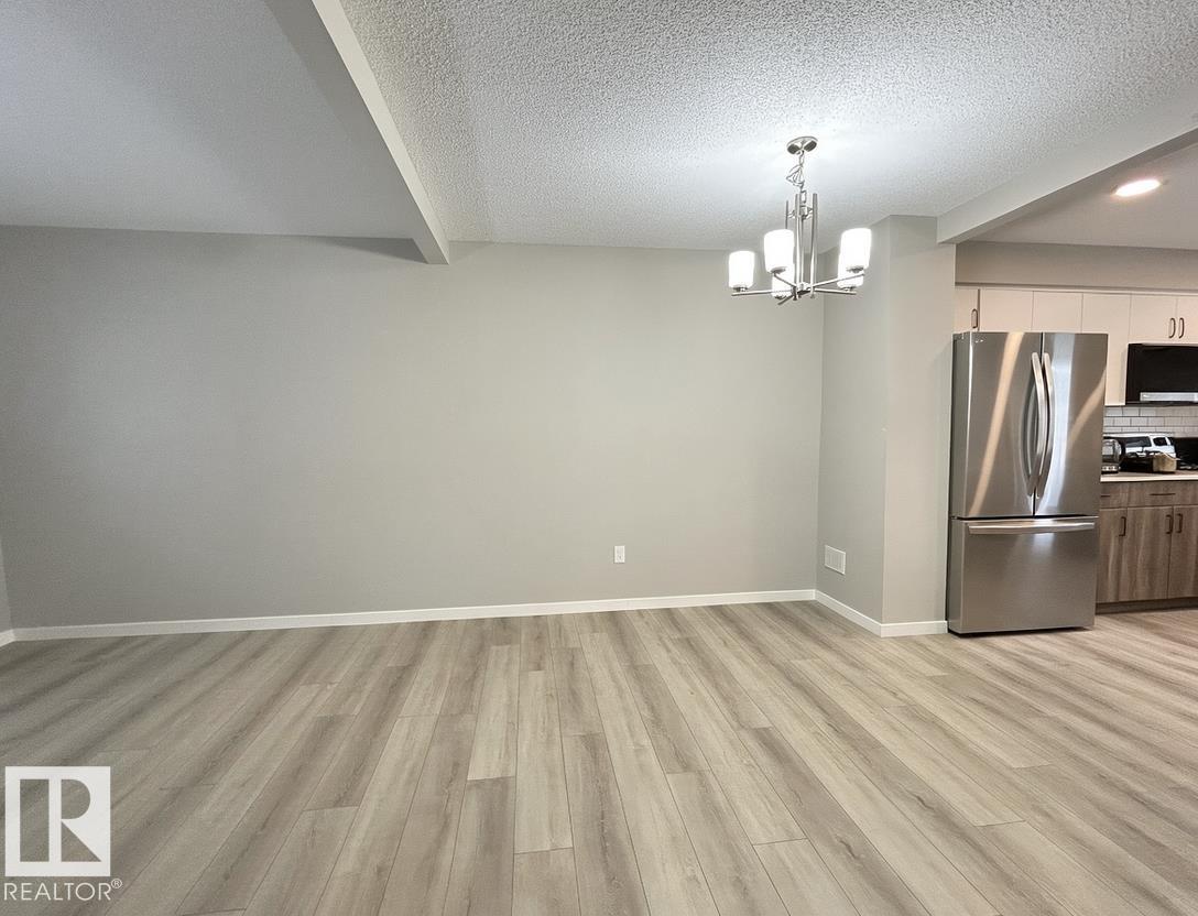 Picture for #120 1530 TAMARACK BV NW