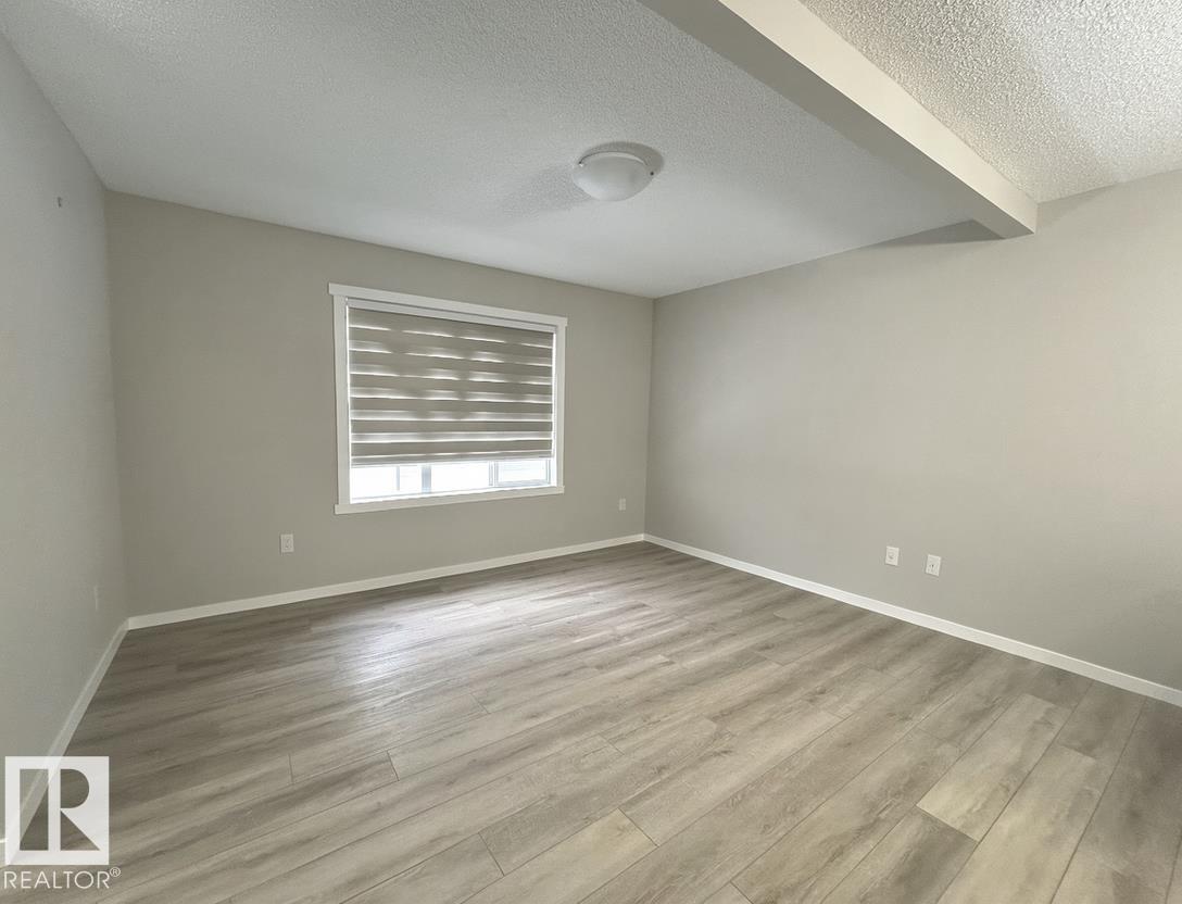 Picture for #120 1530 TAMARACK BV NW