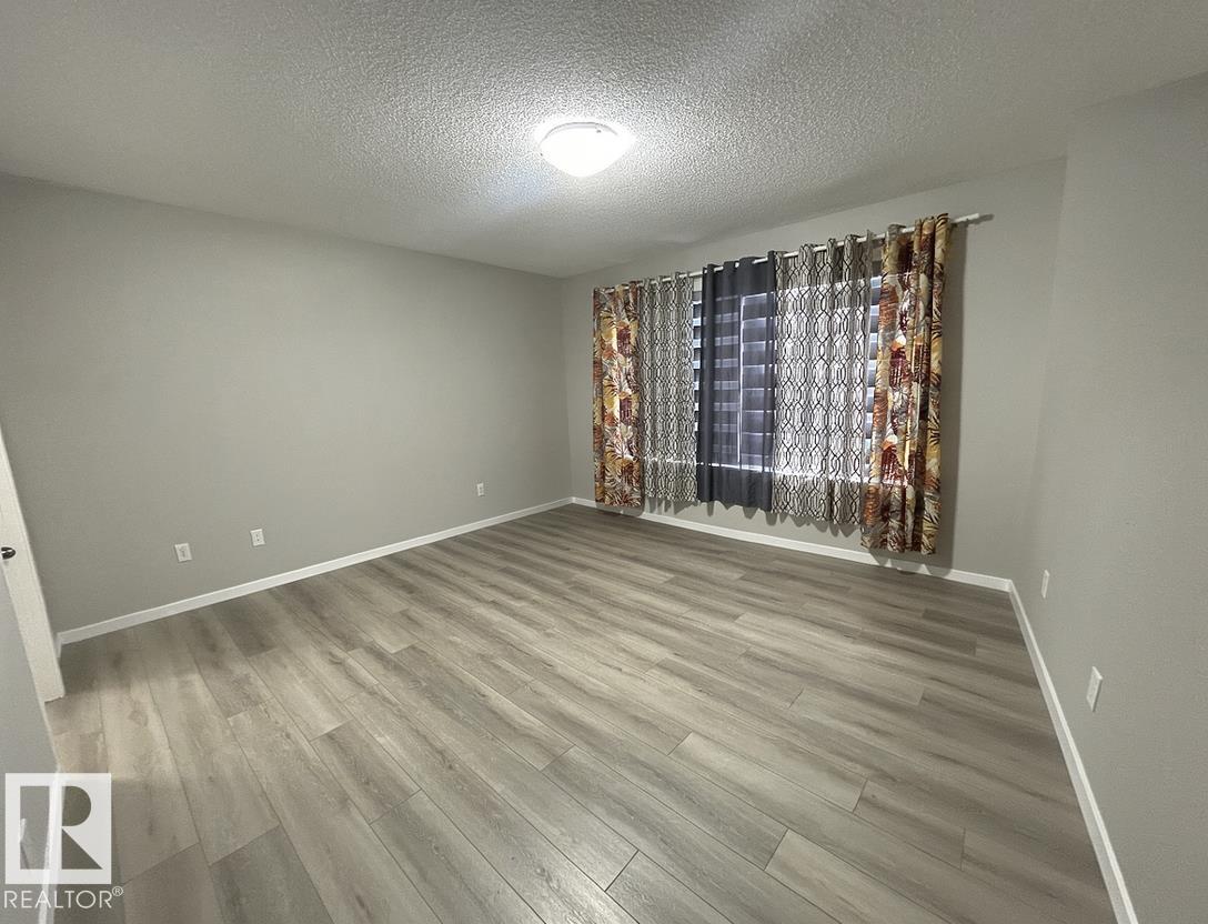 Picture for #120 1530 TAMARACK BV NW