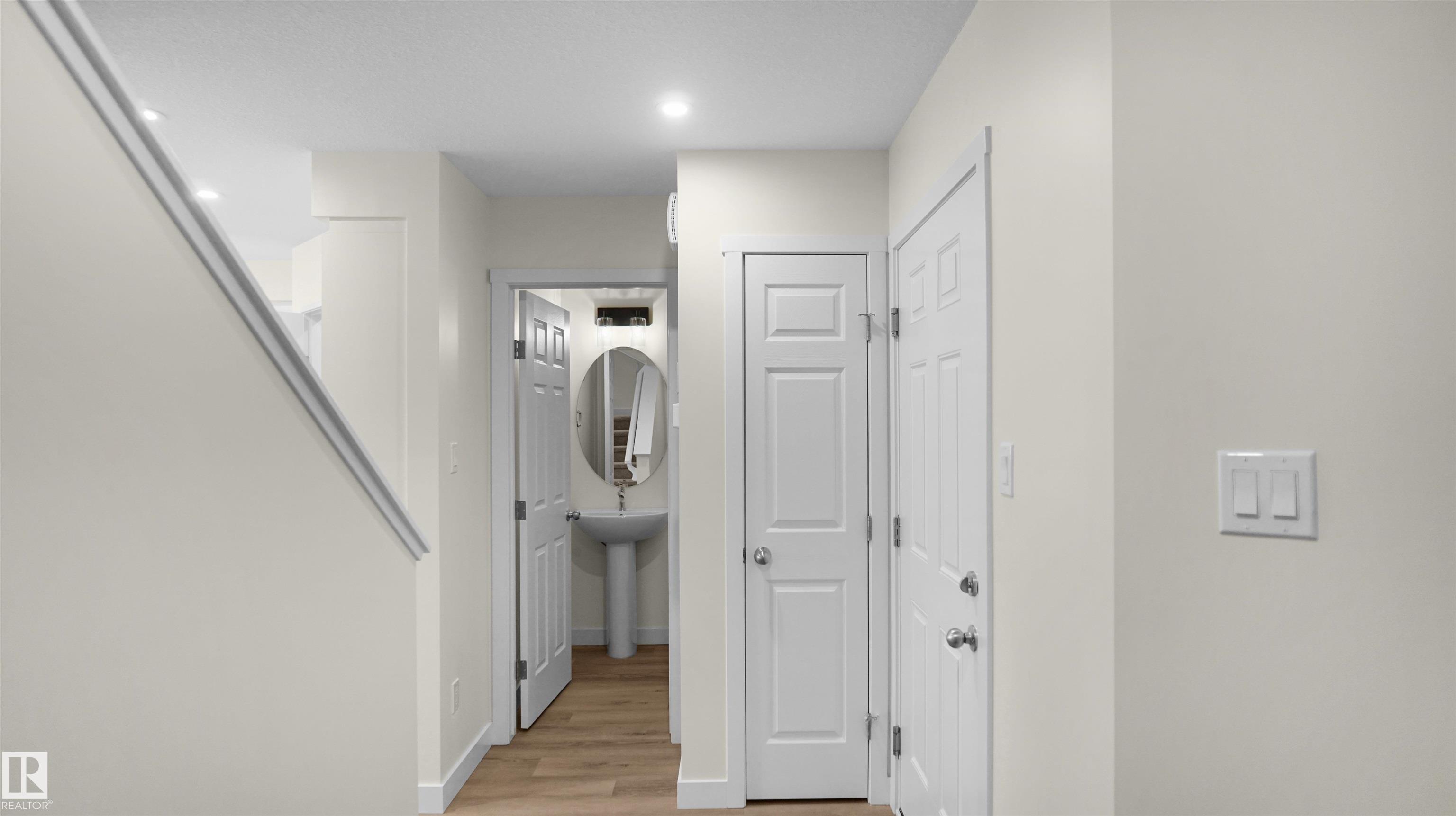 18824 29 Avenue NW, The Uplands, Edmonton