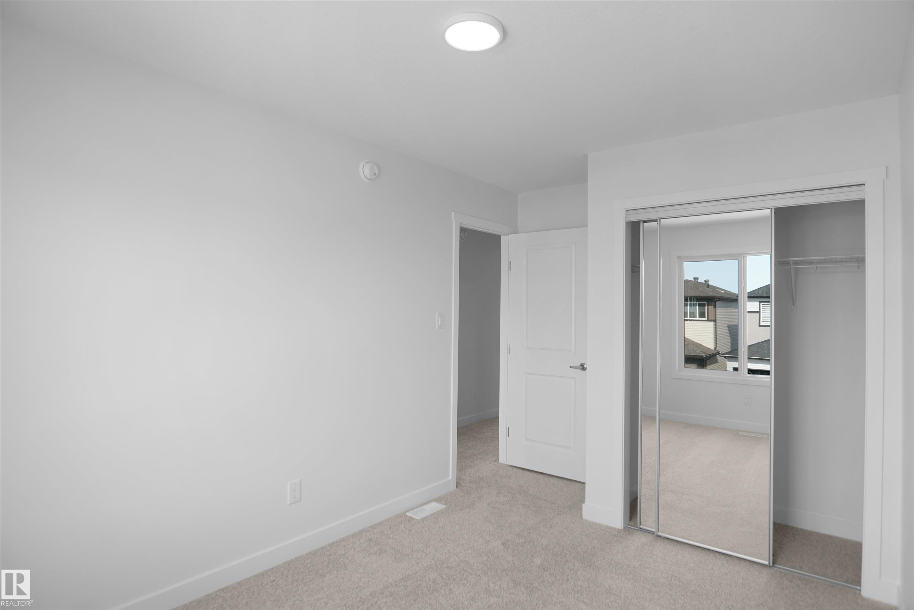 https://zimg.paragon.ice.com/ParagonImages/Property/PM/RAE/225387473/29/0/0/3821bc5cf6548dbd0d4a86ee75c748e4/1/d15fec9ceb8d788436ce16eb0752a416/225387473-94981a15-b349-4e22-8903-d0bda1237d1f.JPG