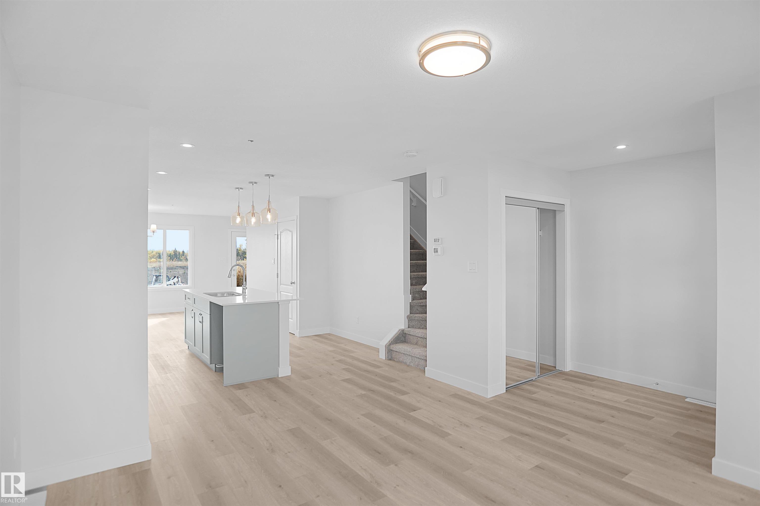 Picture for 18984 28 AV NW