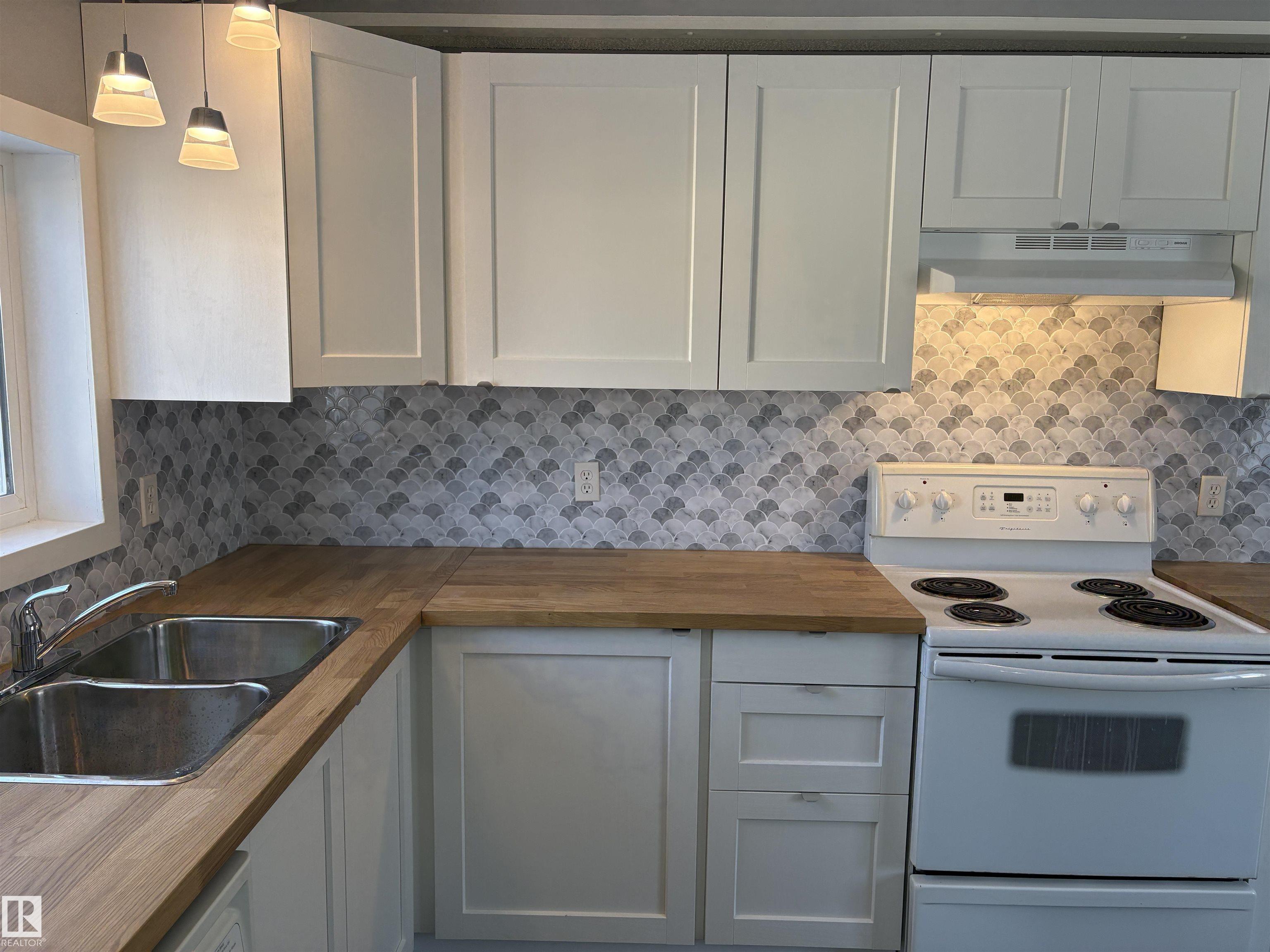 Picture for 8 Evergreen Park DR NW