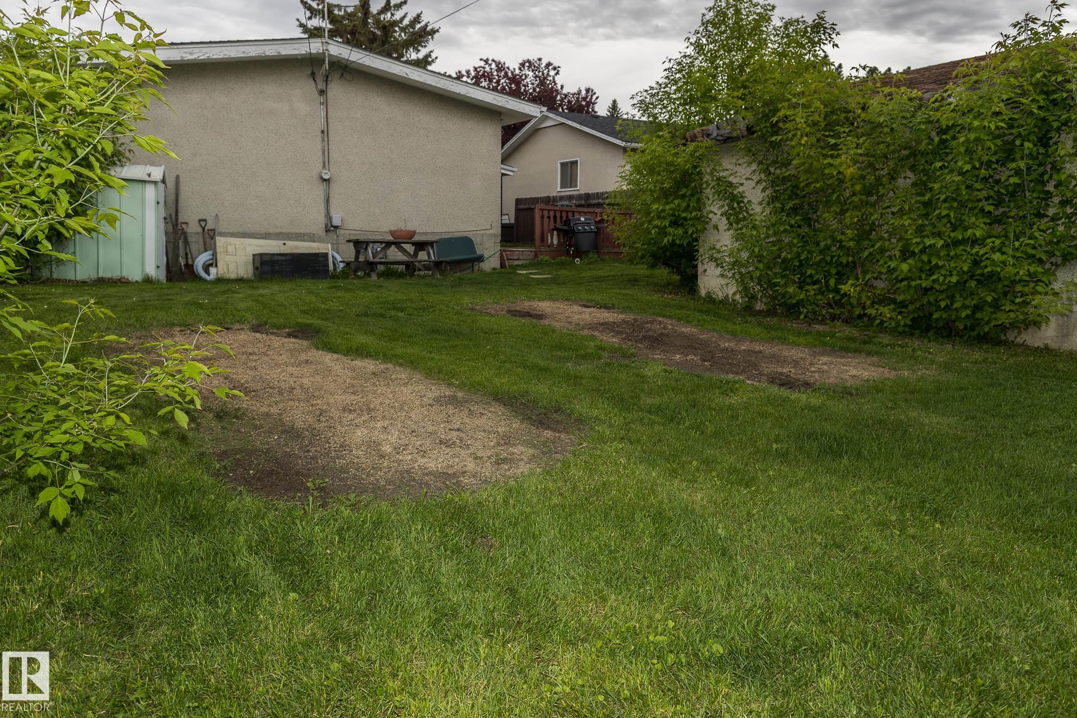 Photo 6 at 10512 55 Avenue NW, Pleasantview, Edmonton