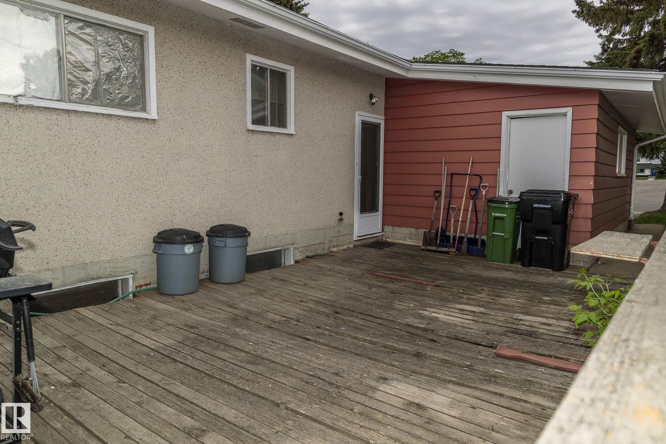 Photo 9 at 10512 55 Avenue NW, Pleasantview, Edmonton