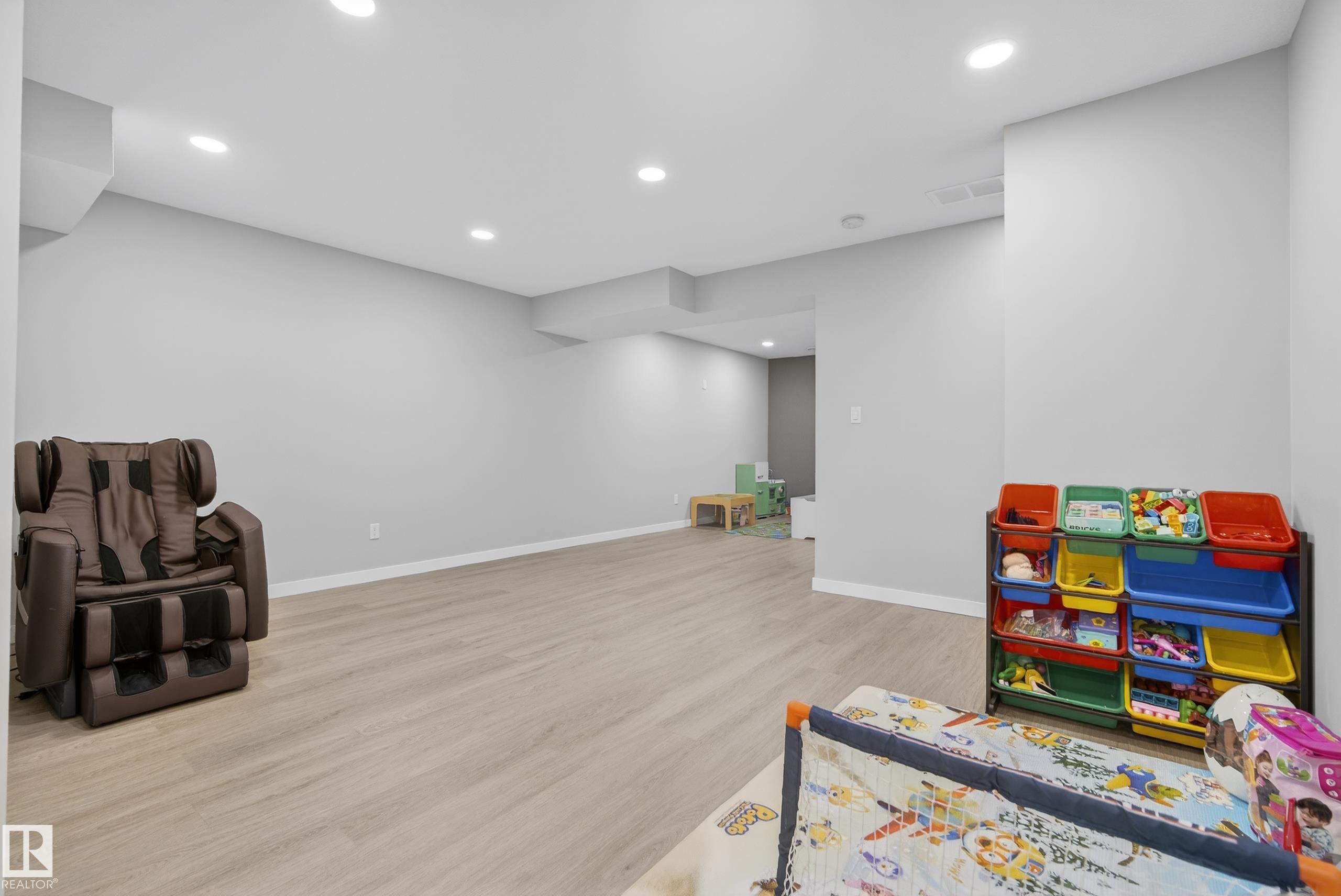 Photo 38 at 2382 Kelly Circle SW, Keswick, Edmonton