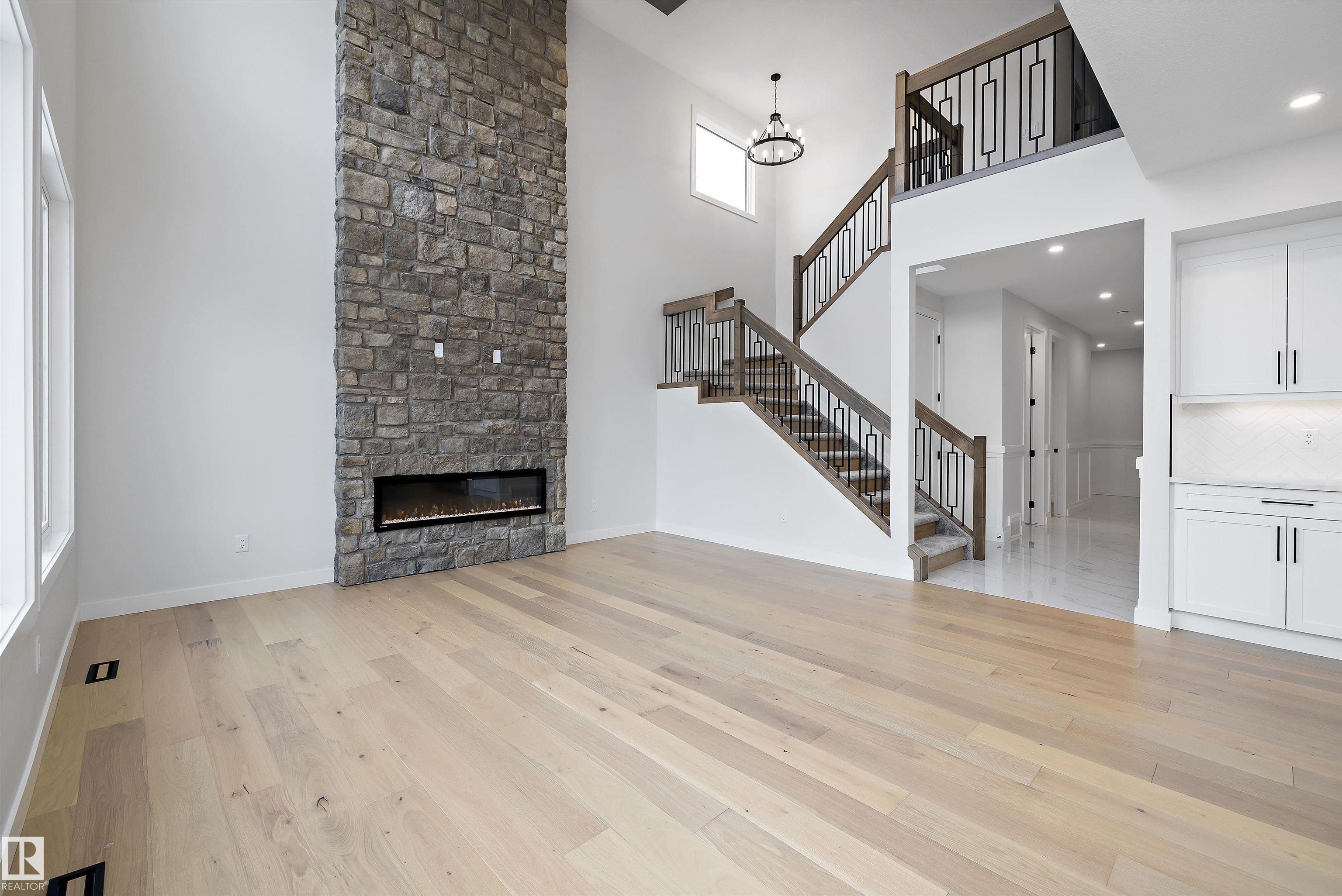 Photo 12 at 718 Elderberry Close NW, Edgemont, Edmonton