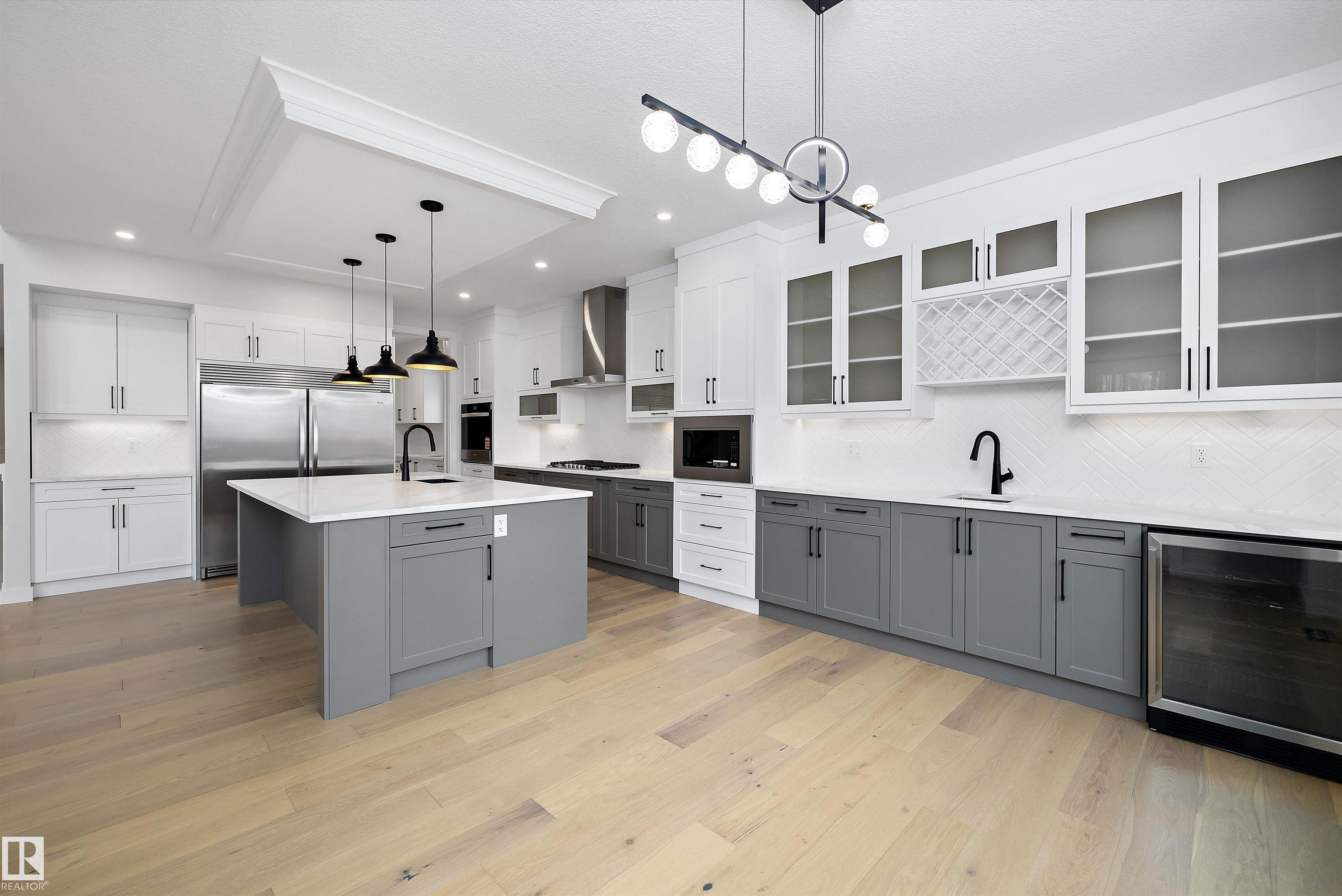 Photo 16 at 718 Elderberry Close NW, Edgemont, Edmonton