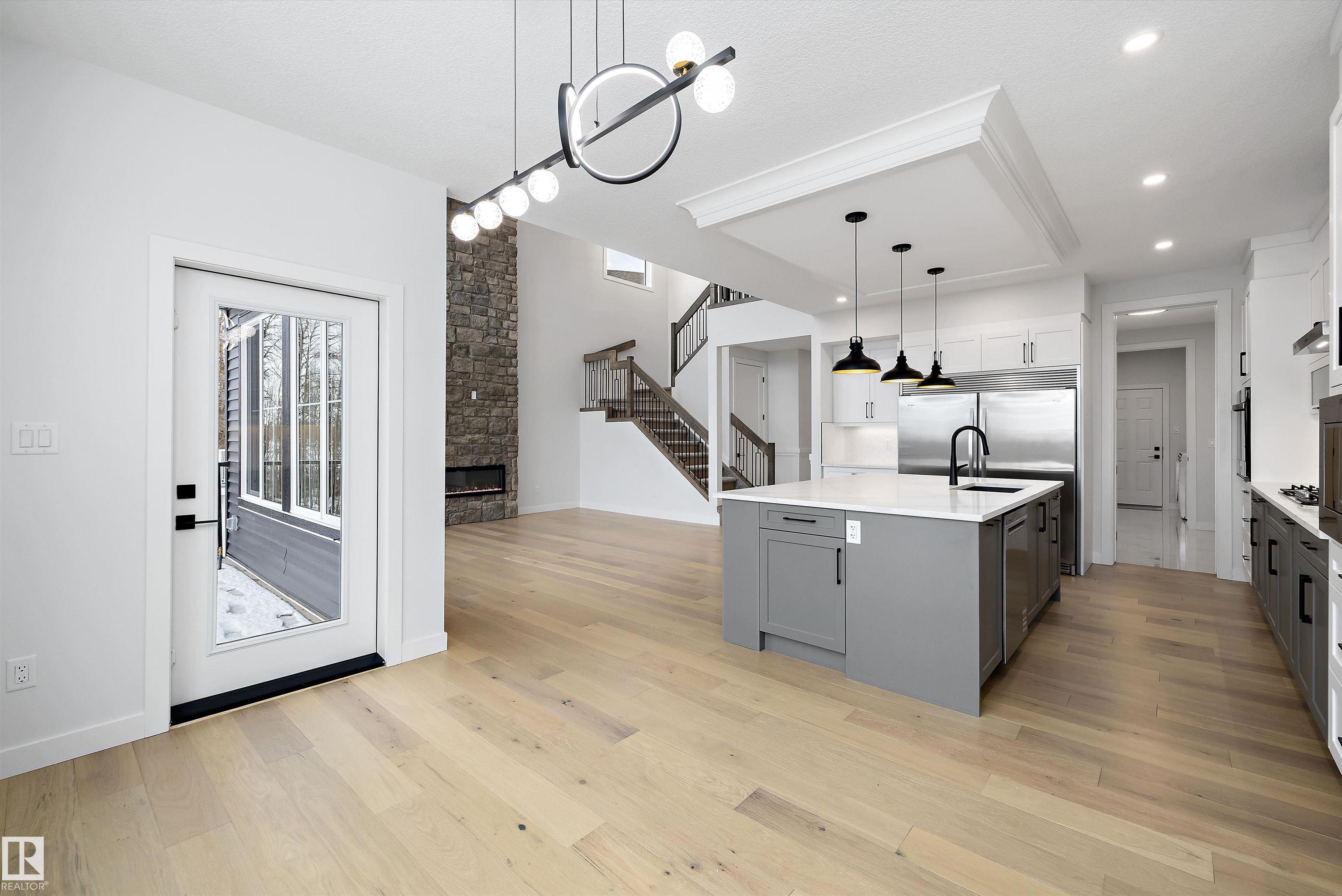 Photo 18 at 718 Elderberry Close NW, Edgemont, Edmonton