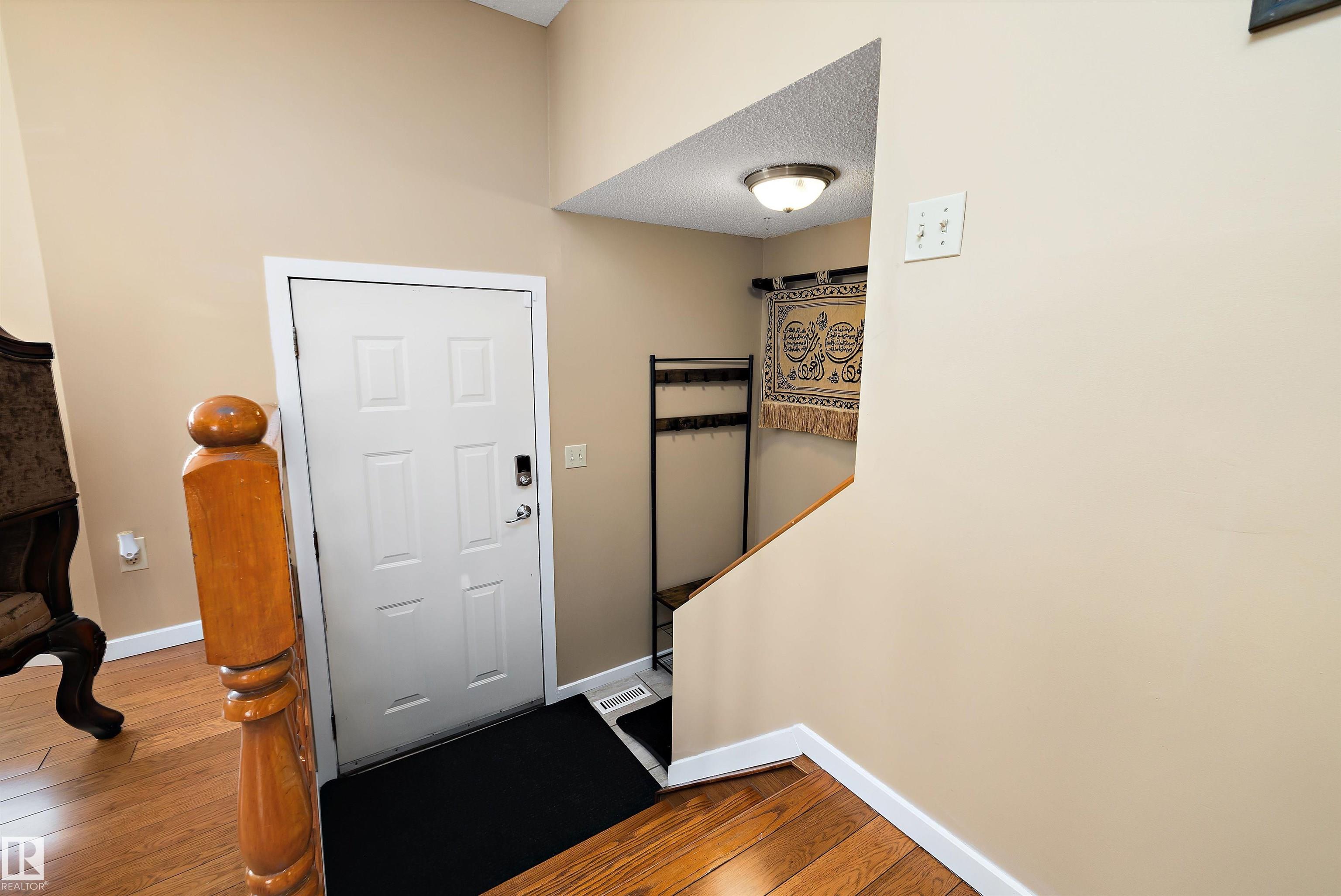 Picture for 9804 156 AV NW