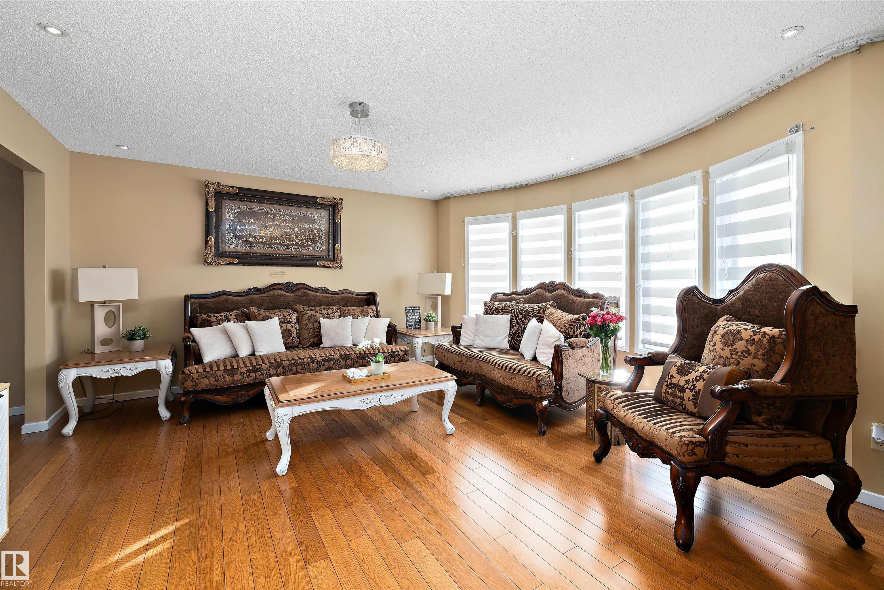 Picture for 9804 156 AV NW