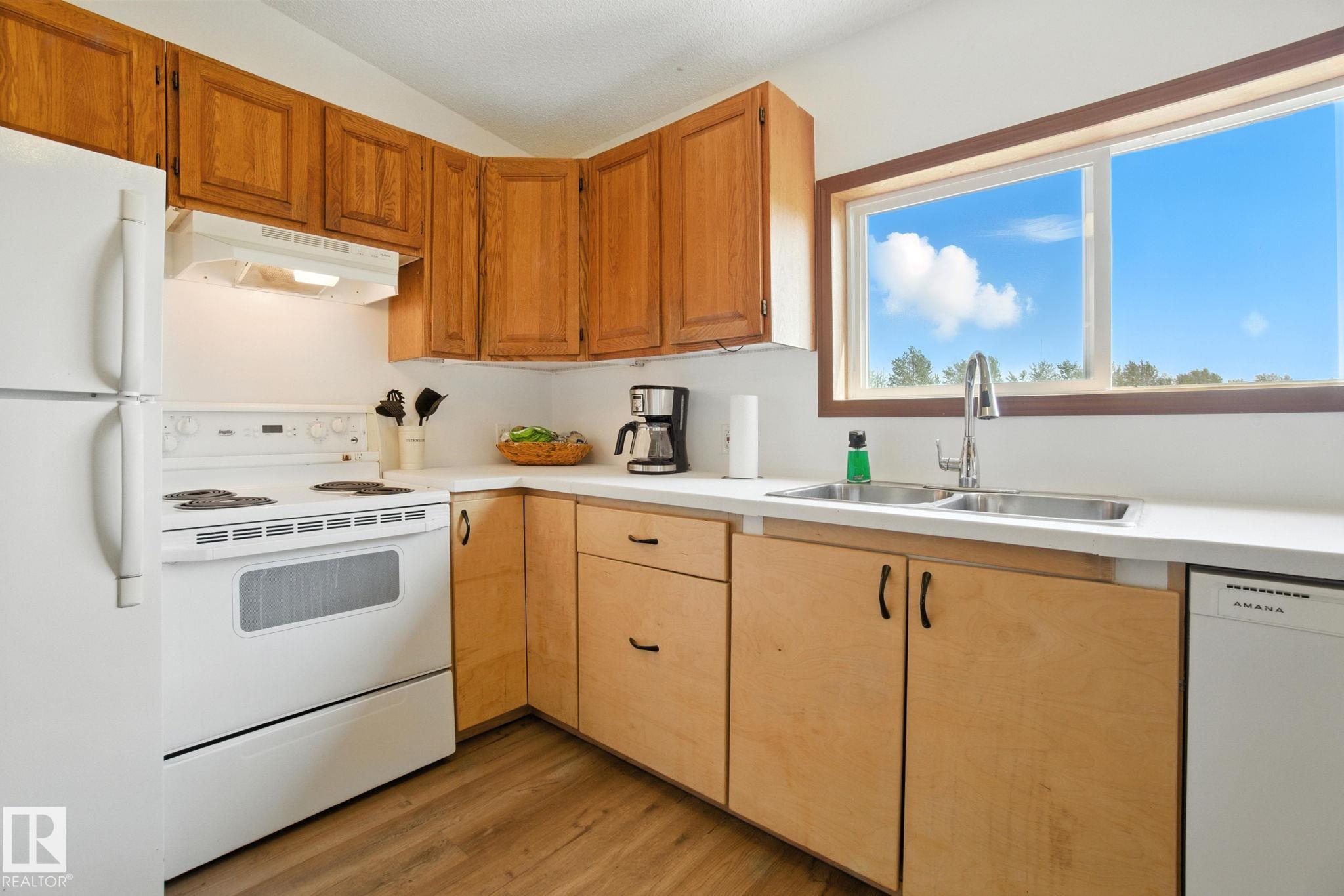 Photo 19 at 51019 Rge Road 273, None, Rural Parkland County