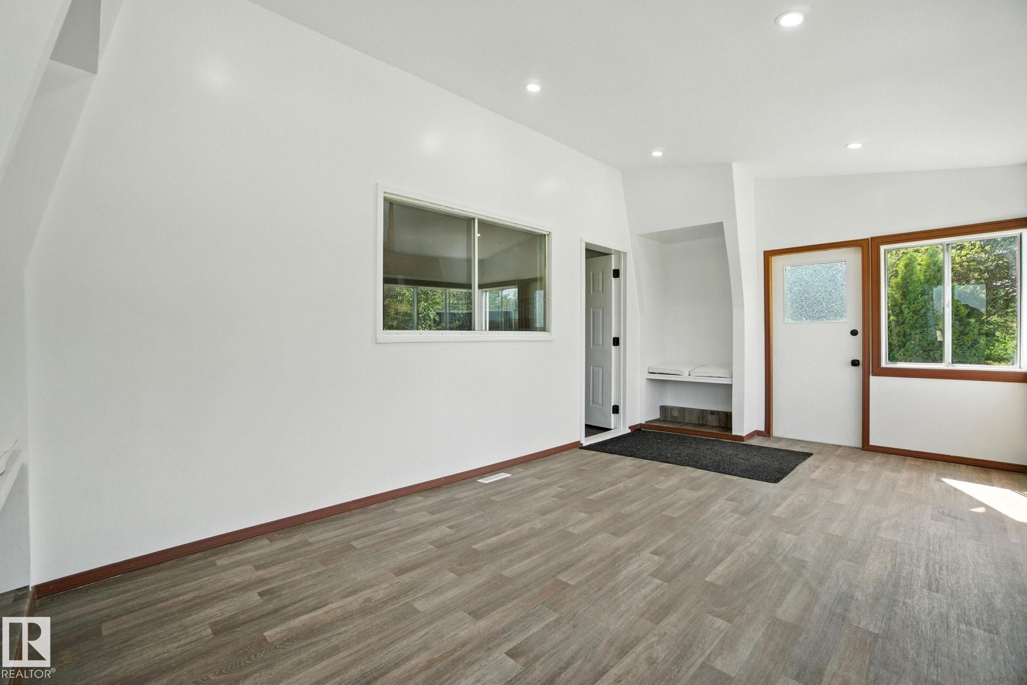 Photo 10 at 51019 Rge Road 273, None, Rural Parkland County